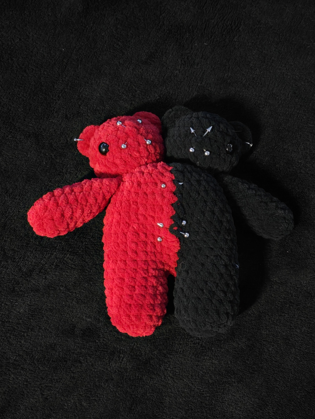 Jucarie crosetata ursulet in 2 culori cu 2 capete - jucării și echipamente pentru copii - plușuri - figurine de pluș - Artynos.ro Jucarie crosetata ursulet in 2 culori cu 2 capete - jucării și echipamente pentru copii - plușuri - figurine de pluș - Artynos.ro