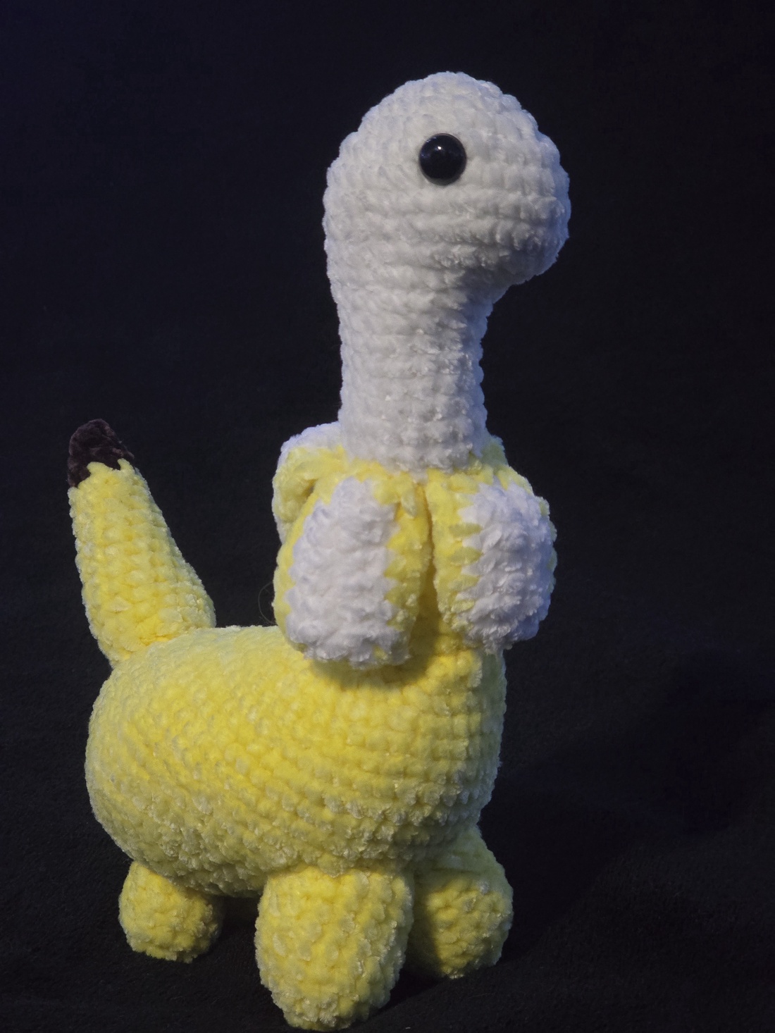 Jucarie crosetata dinozaur banana - jucării și echipamente pentru copii - plușuri - figurine de pluș - Artynos.ro Jucarie crosetata dinozaur banana - jucării și echipamente pentru copii - plușuri - figurine de pluș - Artynos.ro
