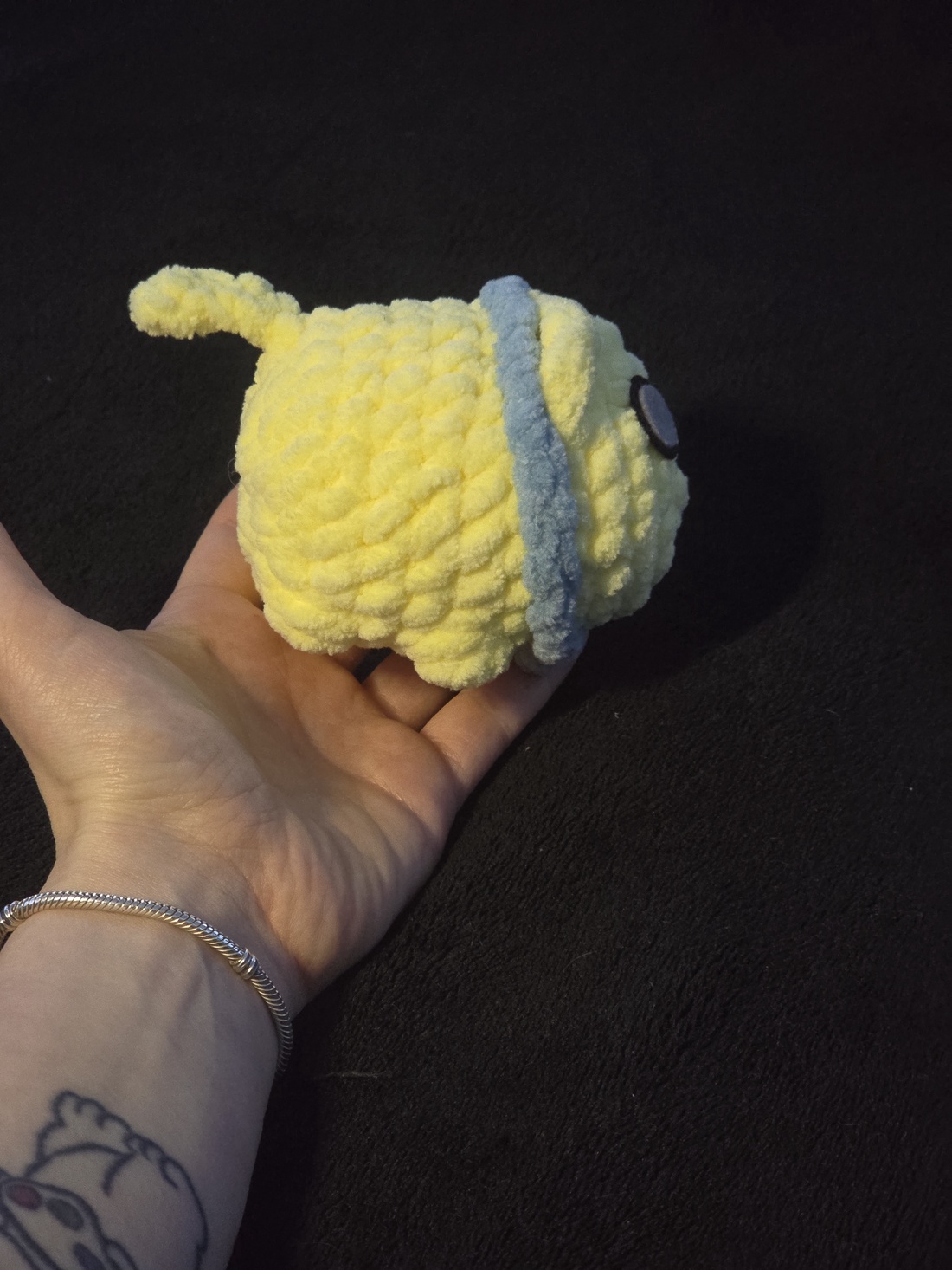 Jucarie crosetata pisica Jujutsu Kaisen Nanami - jucării și echipamente pentru copii - plușuri - figurine de pluș - Artynos.ro Jucarie crosetata pisica Jujutsu Kaisen Nanami - jucării și echipamente pentru copii - plușuri - figurine de pluș - Artynos.ro