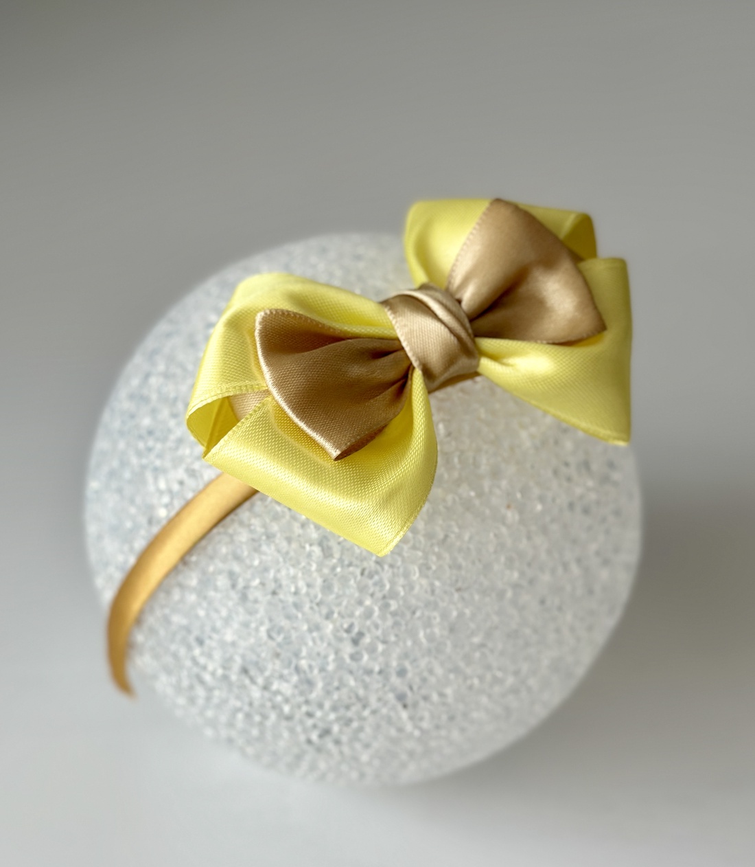 Bentita handmade cu funda din satin - îmbrăcăminte și modă - accesorii păr - accesorii de păr - Artynos.ro