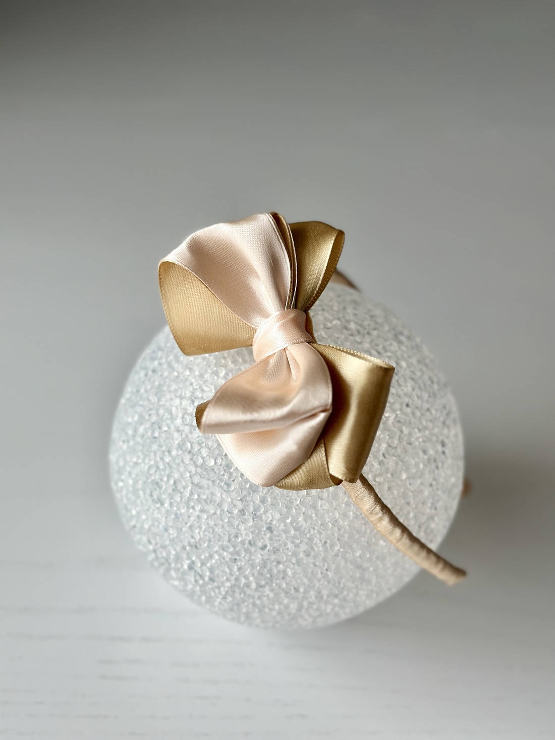 Bentita handmade cu funda din satin - îmbrăcăminte și modă - accesorii păr - accesorii de păr - Artynos.ro