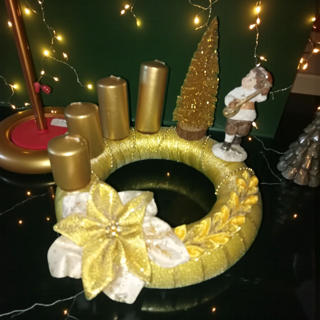 Coroană de Advent în aur - crăciun - decorațiuni de advent - coroniță advent - Artynos.ro