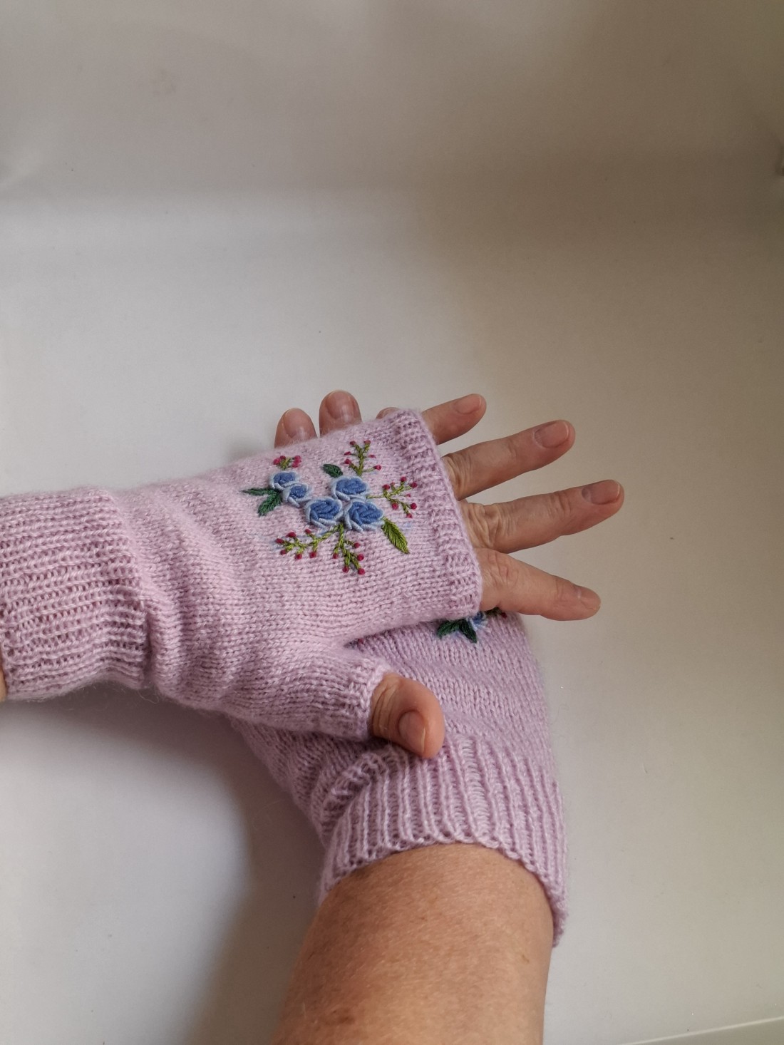 Mănuși tricotate manual, încălzitor de mână -  - Artynos.ro