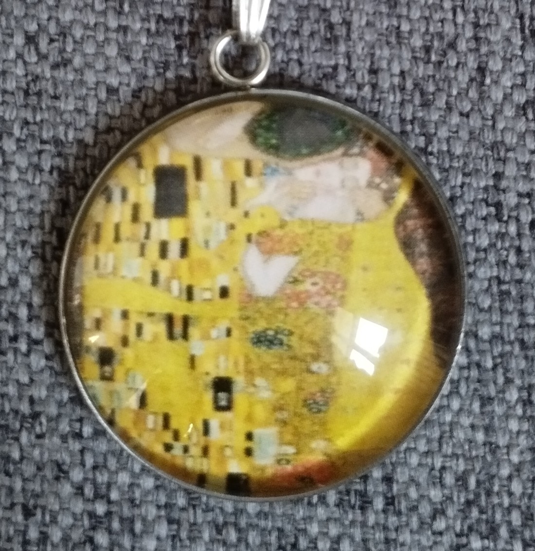 Lentile de sticlă inspirate de Gustav Klimt, set colier și cercei din oțel medical - - Artynos.ro Lentile de sticlă inspirate de Gustav Klimt, set colier și cercei din oțel medical - - Artynos.ro