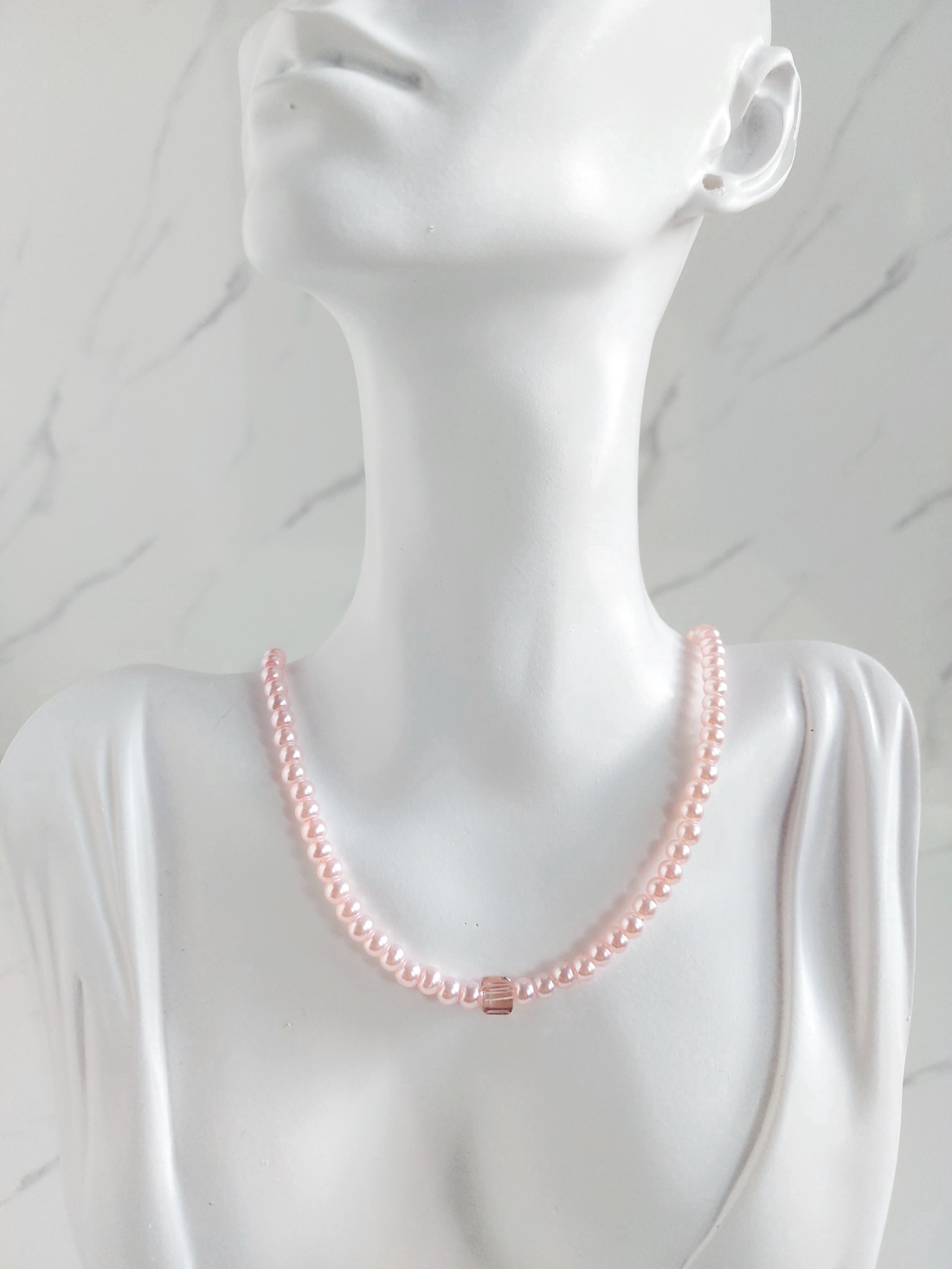 Colier perle de sticlă  - bijuterii - coliere - coliere din perle - Artynos.ro Colier perle de sticlă  - bijuterii - coliere - coliere din perle - Artynos.ro