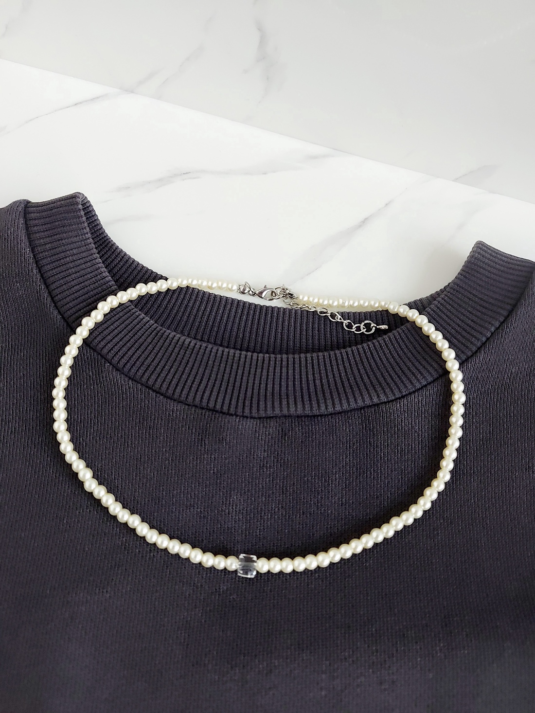 Colier perle de sticlă  - bijuterii - coliere - coliere din perle - Artynos.ro Colier perle de sticlă  - bijuterii - coliere - coliere din perle - Artynos.ro