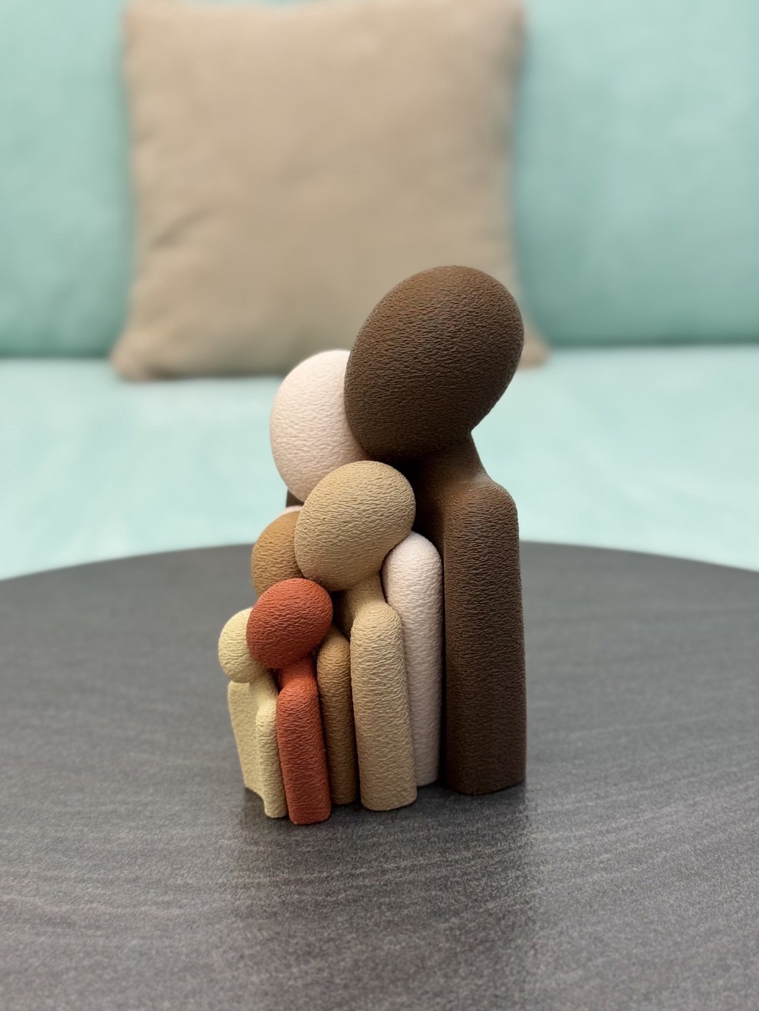 Set Statui Familie (Tata, Mama, 4 Copii) cu design minimalist - casă & stil de viață - decorațiuni de casă - decorațiuni de masă și rafturi - decorațiuni de masă - Artynos.ro