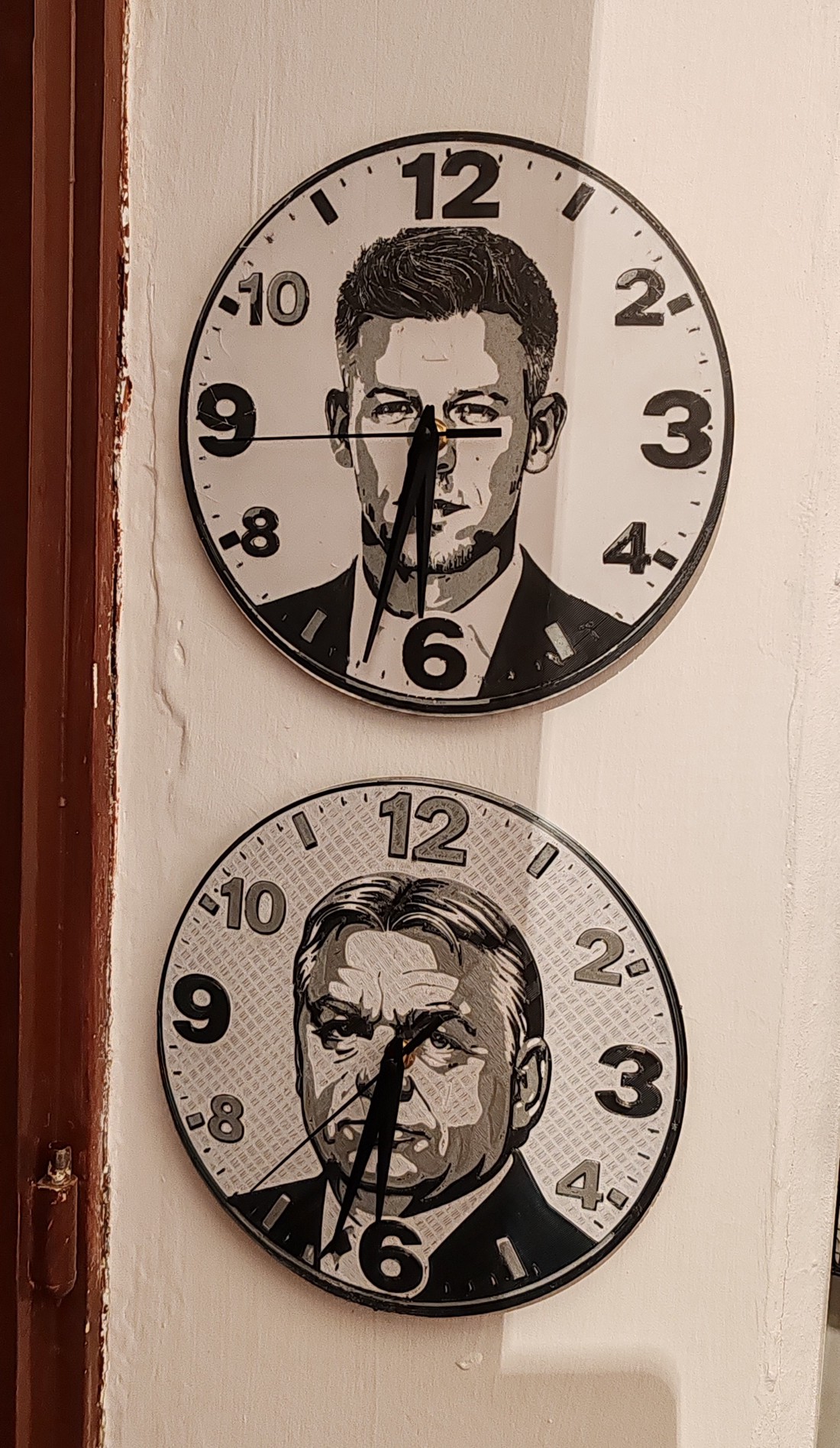 Ceas de perete 3D Magyar P�ter -  - Artynos.ro