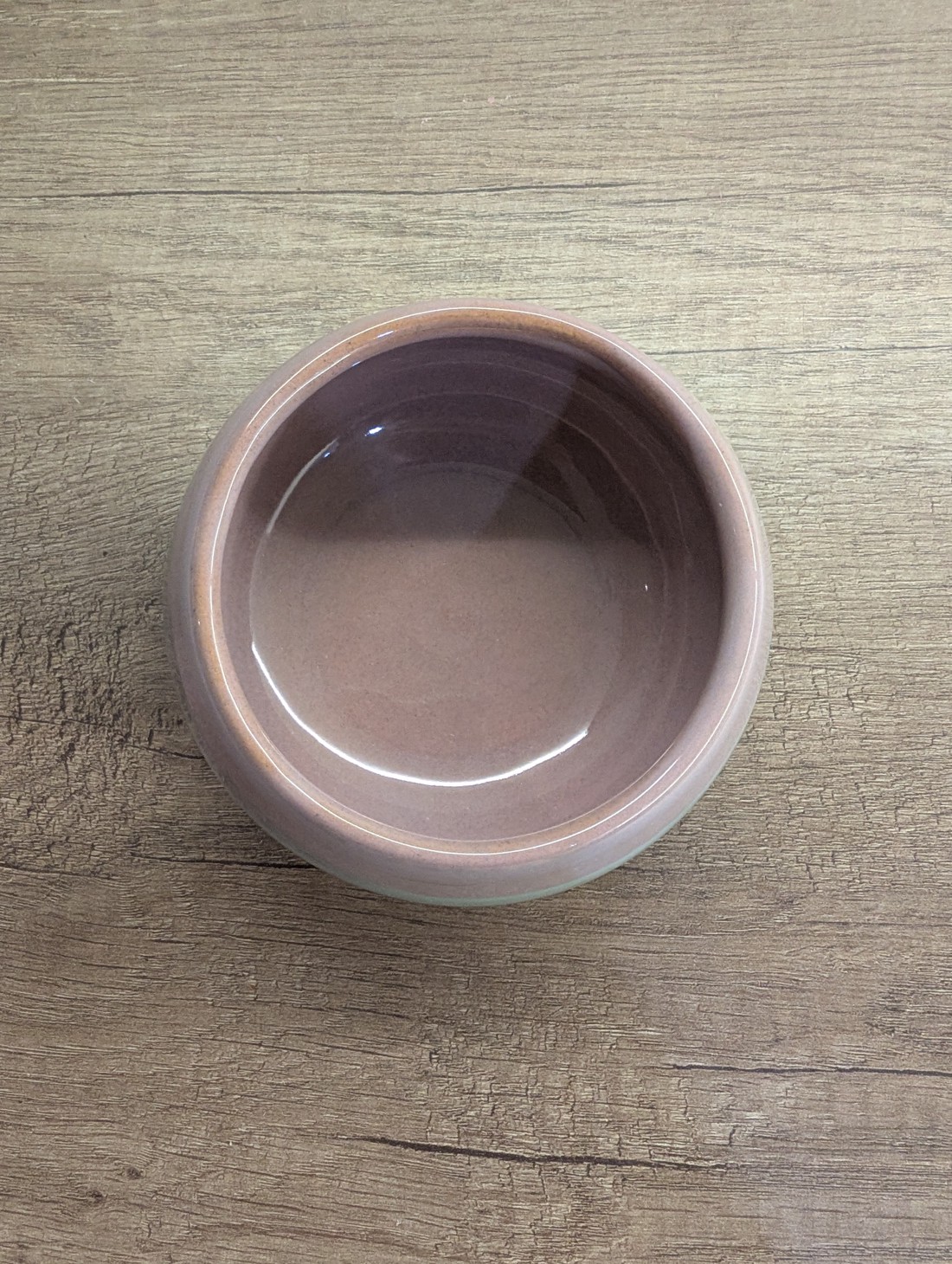 Ghiveci de flori din ceramică cu dungi - - Artynos.ro Ghiveci de flori din ceramică cu dungi - - Artynos.ro