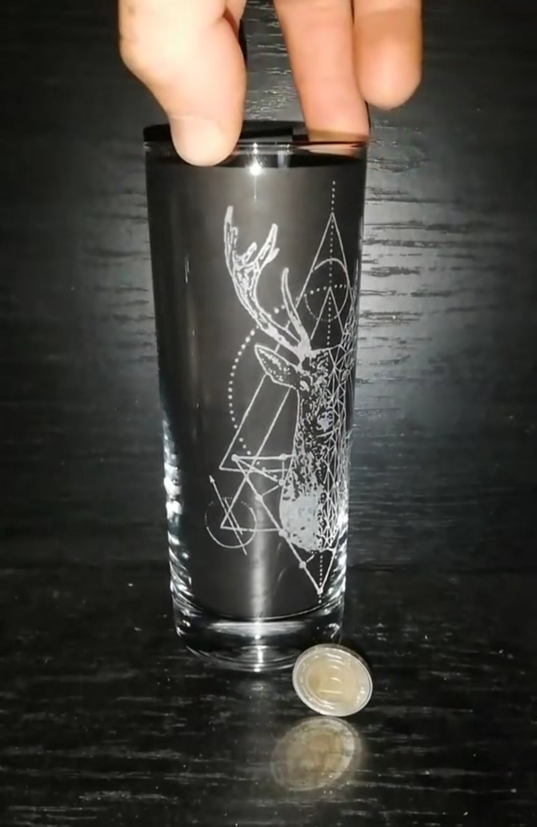 Design geometric cu cerbi -  - Artynos.ro