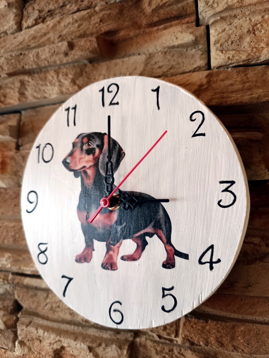 Ceas de perete ambarcațiuni din lemn cu câine teckel - casă & stil de viață - accesorii pentru decorat casa - decorațiuni de pereți, decorațiuni suspendate - ceasuri de perete - Artynos.ro Ceas de perete ambarcațiuni din lemn cu câine teckel - casă & stil de viață - accesorii pentru decorat casa - decorațiuni de pereți, decorațiuni suspendate - ceasuri de perete - Artynos.ro