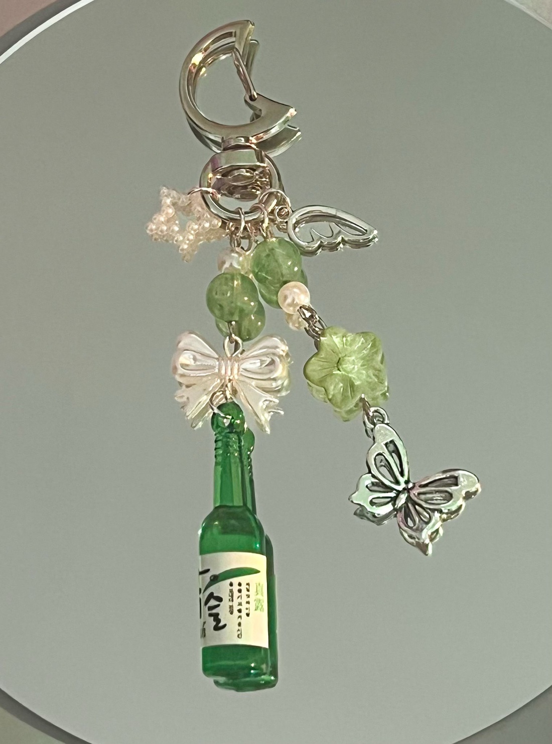 Brelocuri handmade Soju Bottle  - genți și portofele - accesorii genți - breloc - Artynos.ro