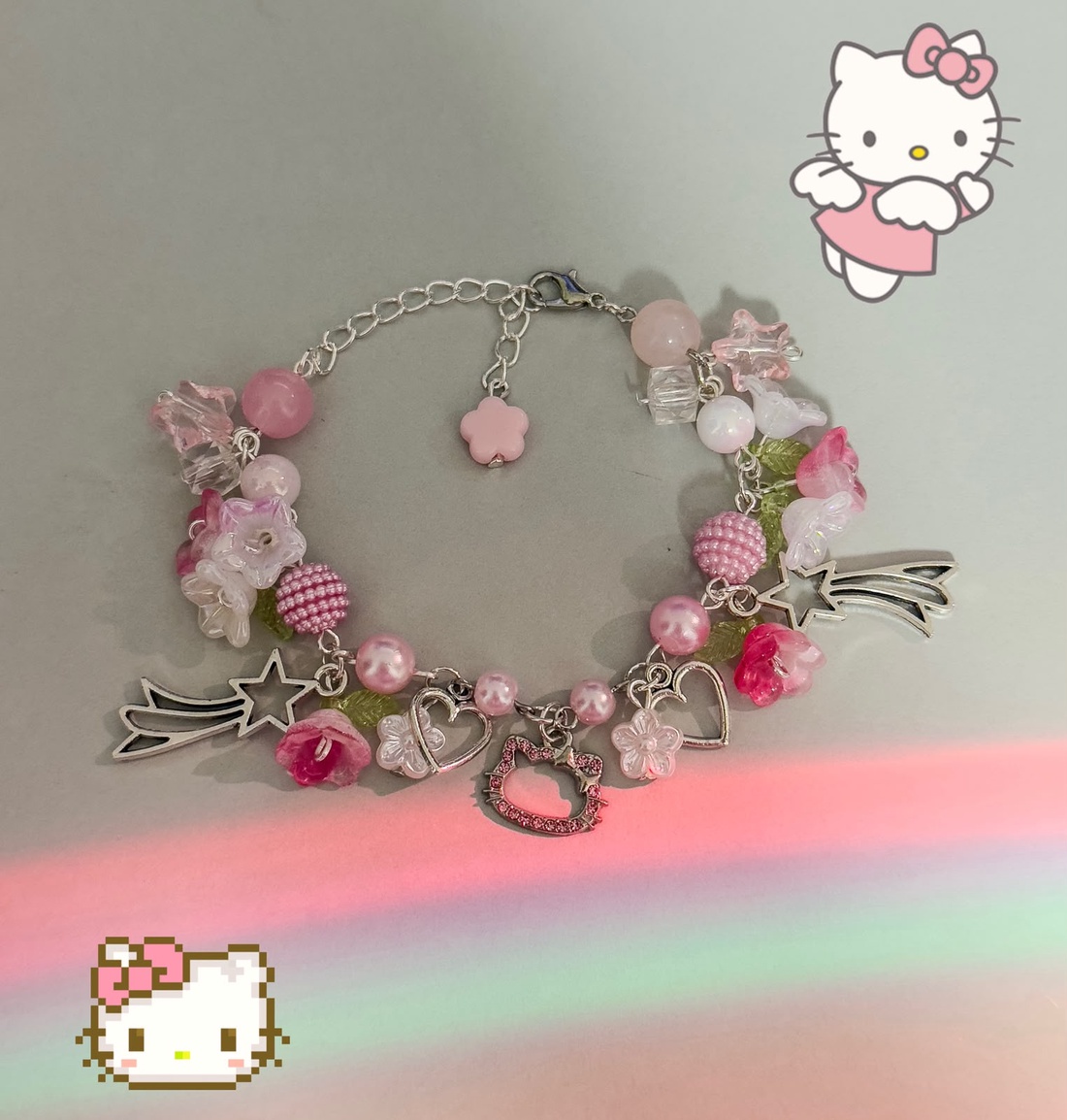Brățară Handmade Inspirată de Hello Kitty - bijuterii - brățări - brățări din mărgele - Artynos.ro
