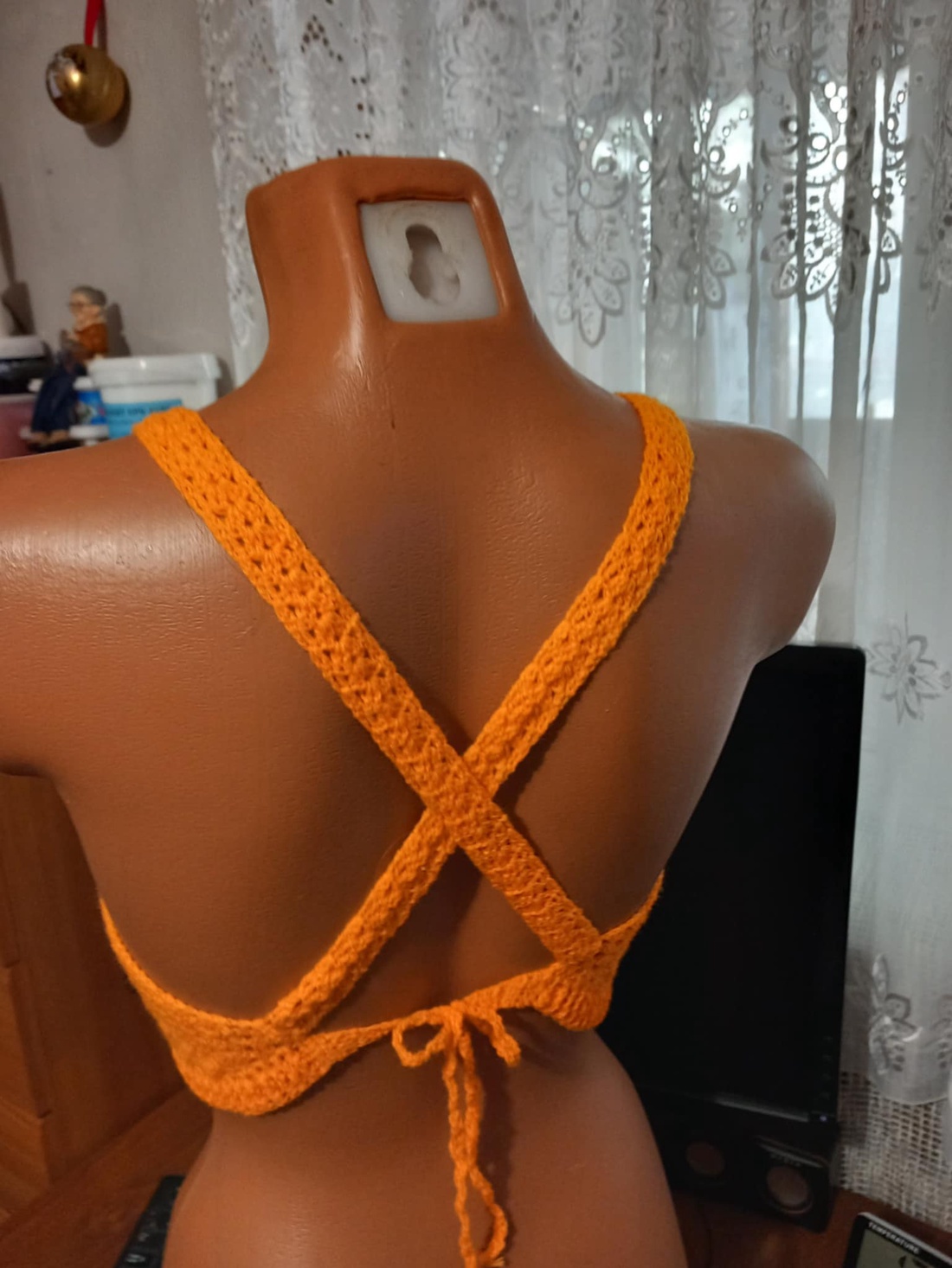 Top De Vara - îmbrăcăminte și modă - haine damă - top de damă, bralette - Artynos.ro Top De Vara - îmbrăcăminte și modă - haine damă - top de damă, bralette - Artynos.ro