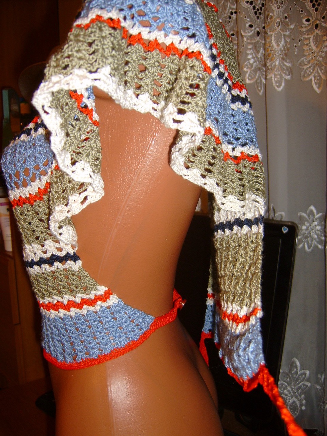 Fluturas De Vara - îmbrăcăminte și modă - haine damă - bluze damă - Artynos.ro Fluturas De Vara - îmbrăcăminte și modă - haine damă - bluze damă - Artynos.ro