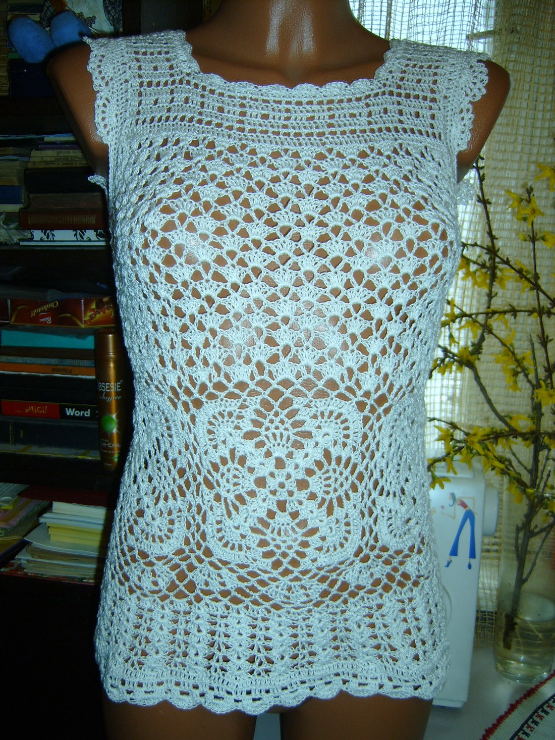 Bluzita Fina De Dama - îmbrăcăminte și modă - haine damă - bluze damă - Artynos.ro Bluzita Fina De Dama - îmbrăcăminte și modă - haine damă - bluze damă - Artynos.ro