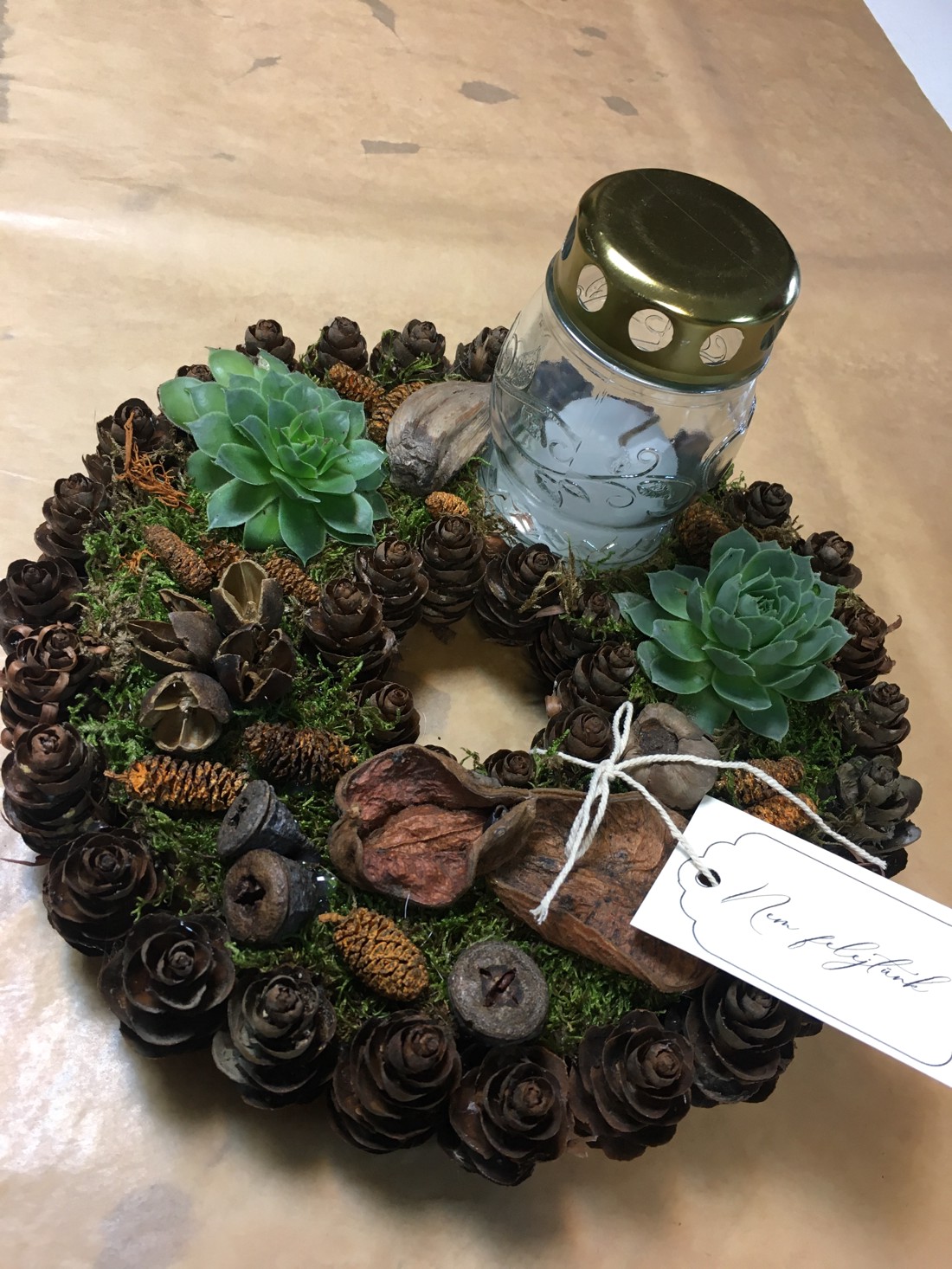 Coroană naturală, ornament funerar pe care nu îl vom uita - - Artynos.ro Coroană naturală, ornament funerar pe care nu îl vom uita - - Artynos.ro