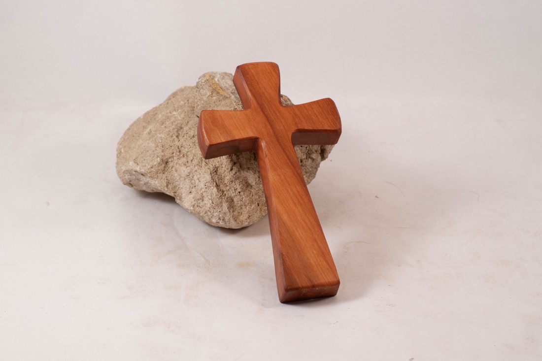 crucifix din lemn, crucifix de perete  - casă & stil de viață - accesorii religioase - cruce - Artynos.ro