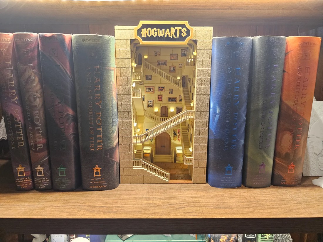 Harry Potter Bookend / Decorare raft - casă & stil de viață - accesorii pentru decorat casa - decorațiuni de masă și decorațiuni pentru rafturi - decorațiuni de masă - Artynos.ro Harry Potter Bookend / Decorare raft - casă & stil de viață - accesorii pentru decorat casa - decorațiuni de masă și decorațiuni pentru rafturi - decorațiuni de masă - Artynos.ro