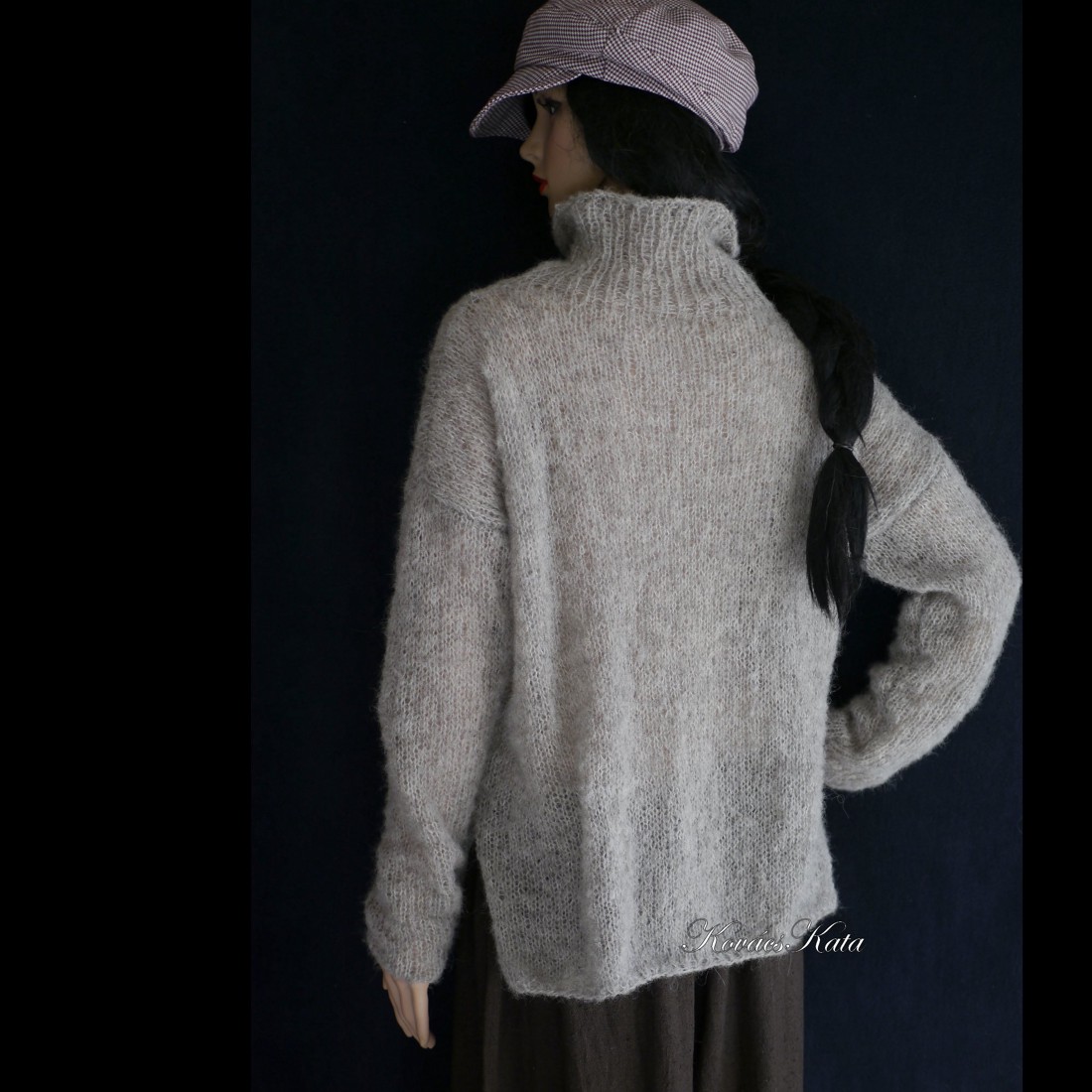 TEKNŐCALPAKA-PULCSI - pulover exclusiv tricotat manual / gri - îmbrăcăminte și modă - haine damă - hanorace, cardigane - Artynos.ro
