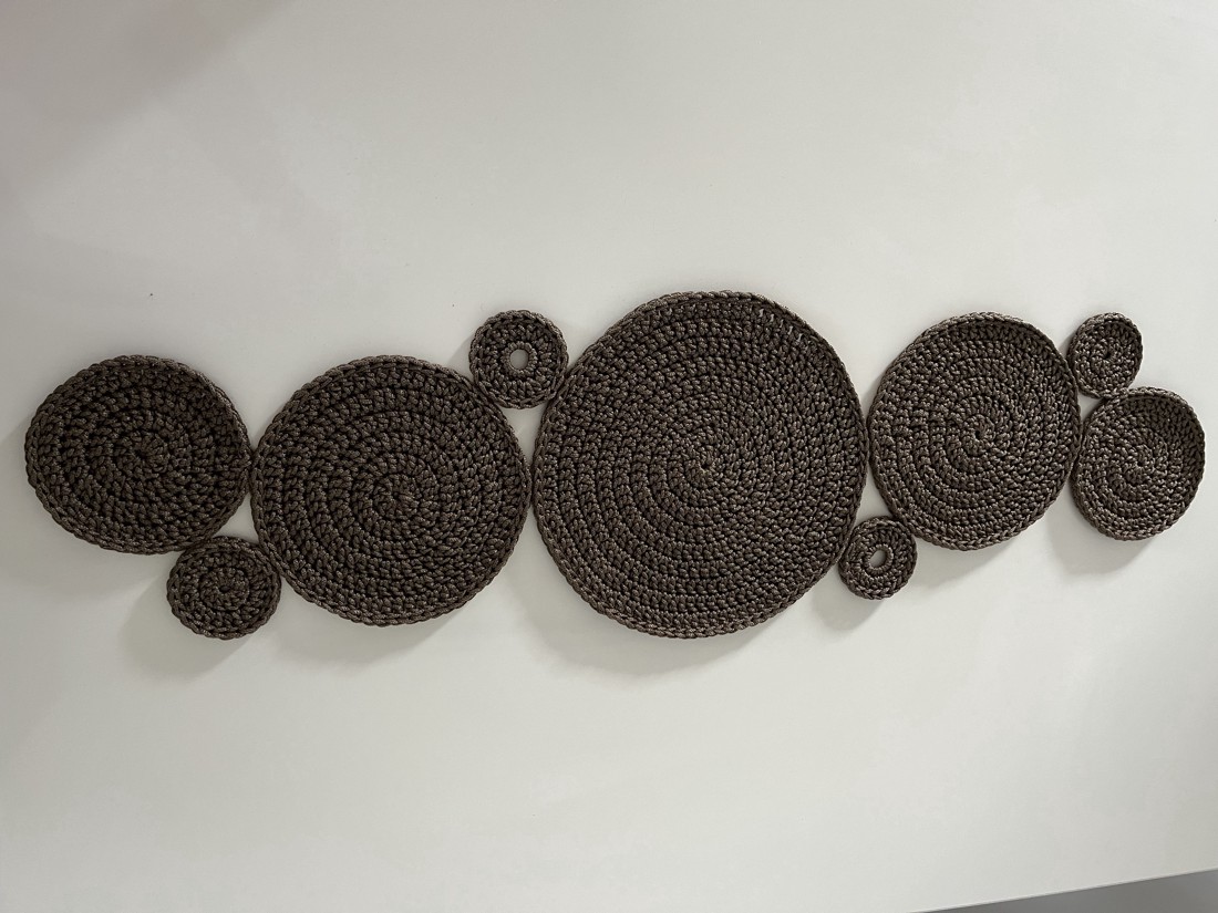 Croșetat alergător de masă - casă & stil de viață - accesorii pentru decorat casa - decorațiuni de masă și decorațiuni pentru rafturi  - fețe de masă croșetate - Artynos.ro