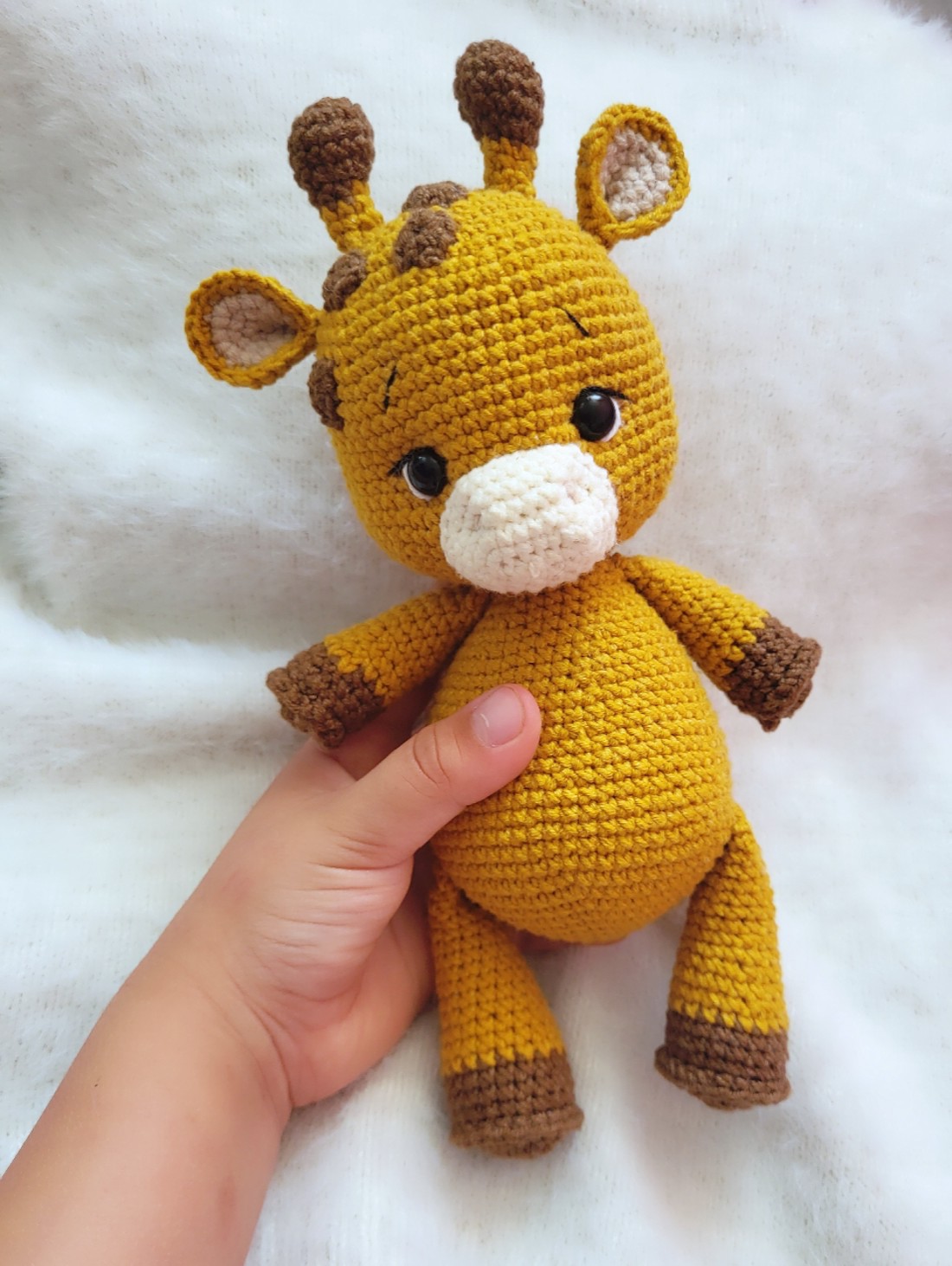 Croșetat girafă amigurumi dress up - - Artynos.ro Croșetat girafă amigurumi dress up - - Artynos.ro