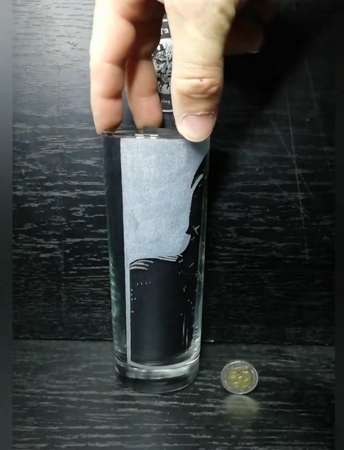 Pahar de sticlă cu model de războinic spartan  -  - Artynos.ro