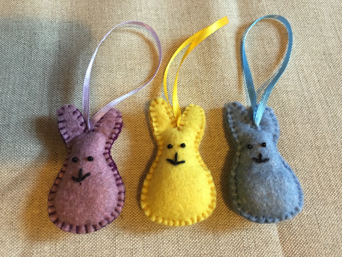 Felt Easter bunny ornamente, iepurași 1. -  - Artynos.ro