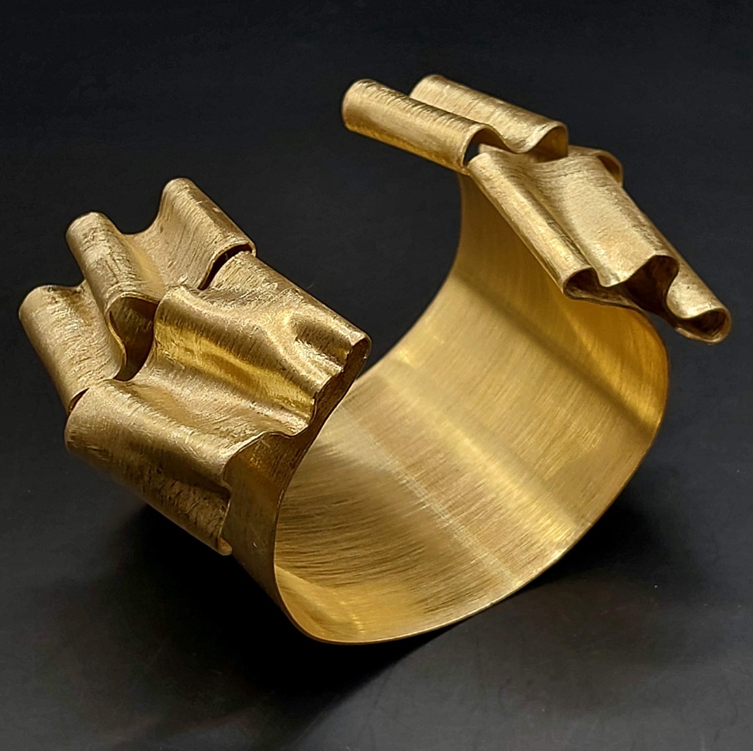 Floare fluture din alamă bijuterie - bijuterii - seturi de bijuterii - Artynos.ro Floare fluture din alamă bijuterie - bijuterii - seturi de bijuterii - Artynos.ro