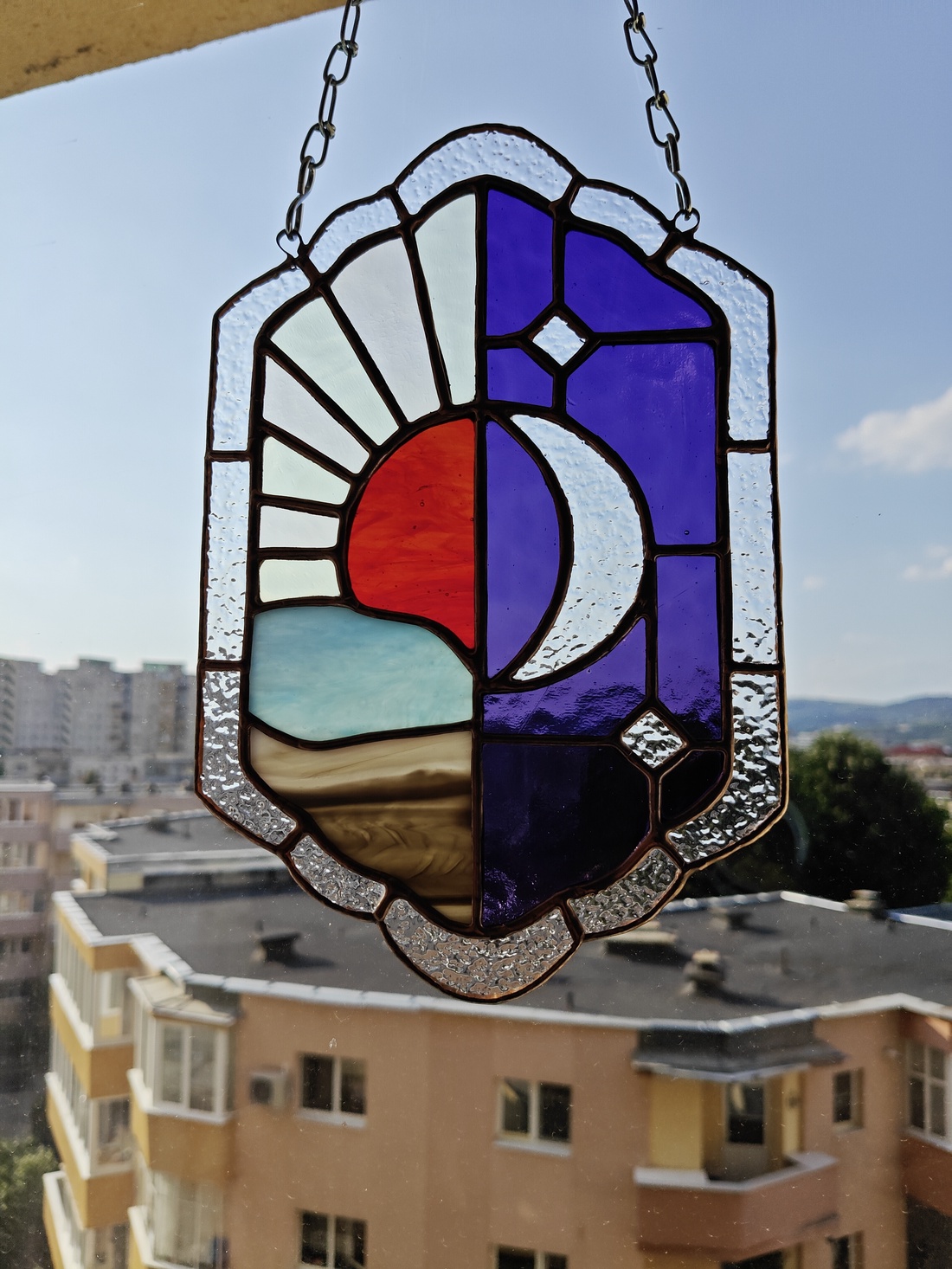 Ornament din sticlă colorată pentru fereastră - casă & stil de viață - accesorii pentru decorat casa - decorațiuni de geam și decorațiuni de ușă - ornamente de ușă - Artynos.ro Ornament din sticlă colorată pentru fereastră - casă & stil de viață - accesorii pentru decorat casa - decorațiuni de geam și decorațiuni de ușă - ornamente de ușă - Artynos.ro