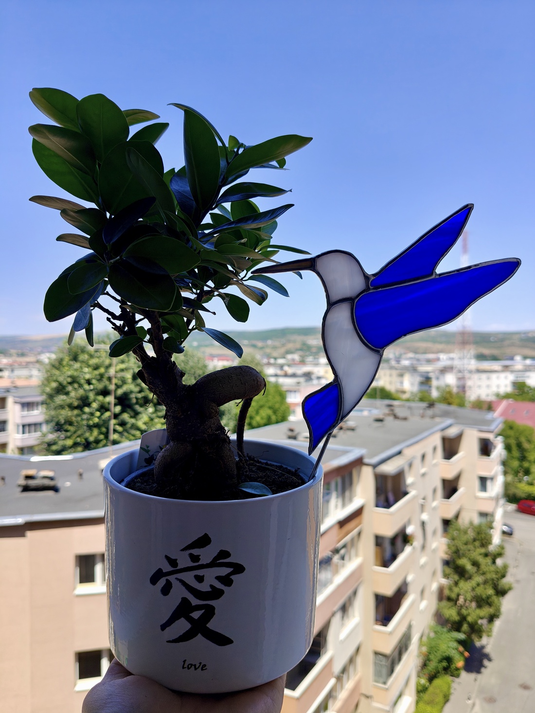 Colibri sticla, realizat manual - casă & stil de viață - accesorii pentru decorat casa - decorațiuni de masă și decorațiuni pentru rafturi - sticle ornamentale - Artynos.ro Colibri sticla, realizat manual - casă & stil de viață - accesorii pentru decorat casa - decorațiuni de masă și decorațiuni pentru rafturi - sticle ornamentale - Artynos.ro