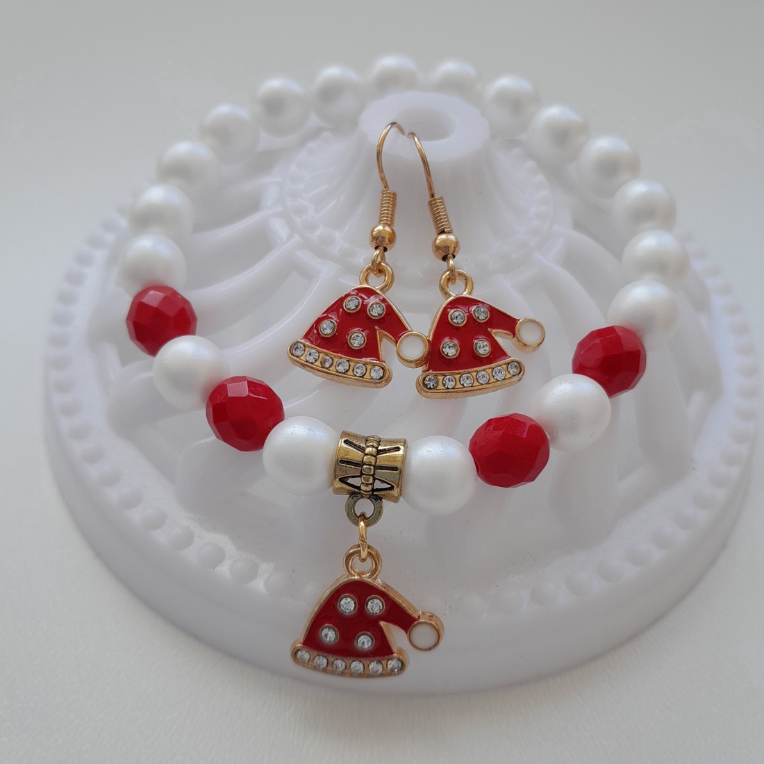 Pălărie de Moș Crăciun cu bijuterii - brățară, cercei -  - Artynos.ro