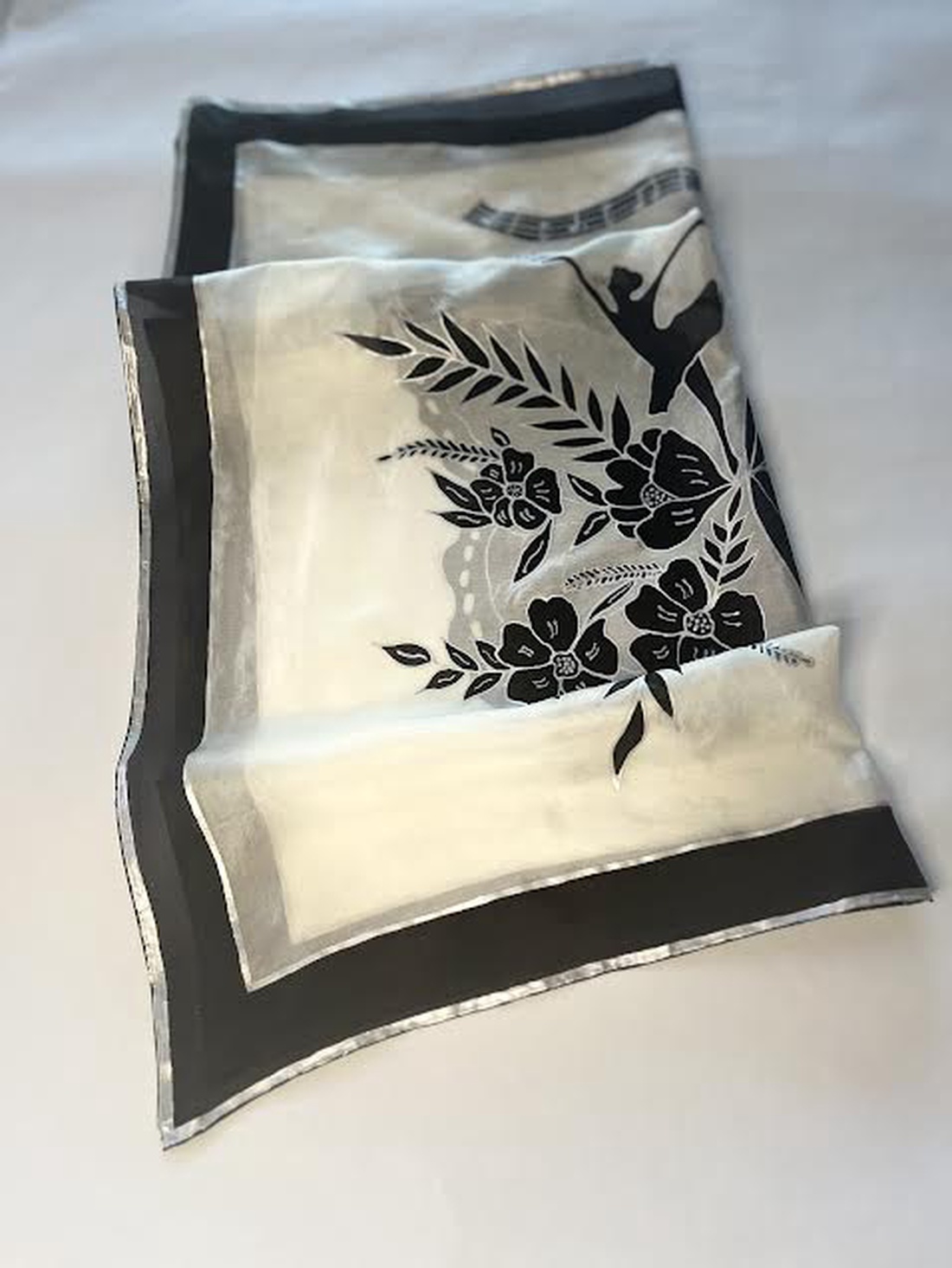 Selyemkend - îmbrăcăminte și modă - eșarfe, pălării, fularuri - șaluri - Artynos.ro