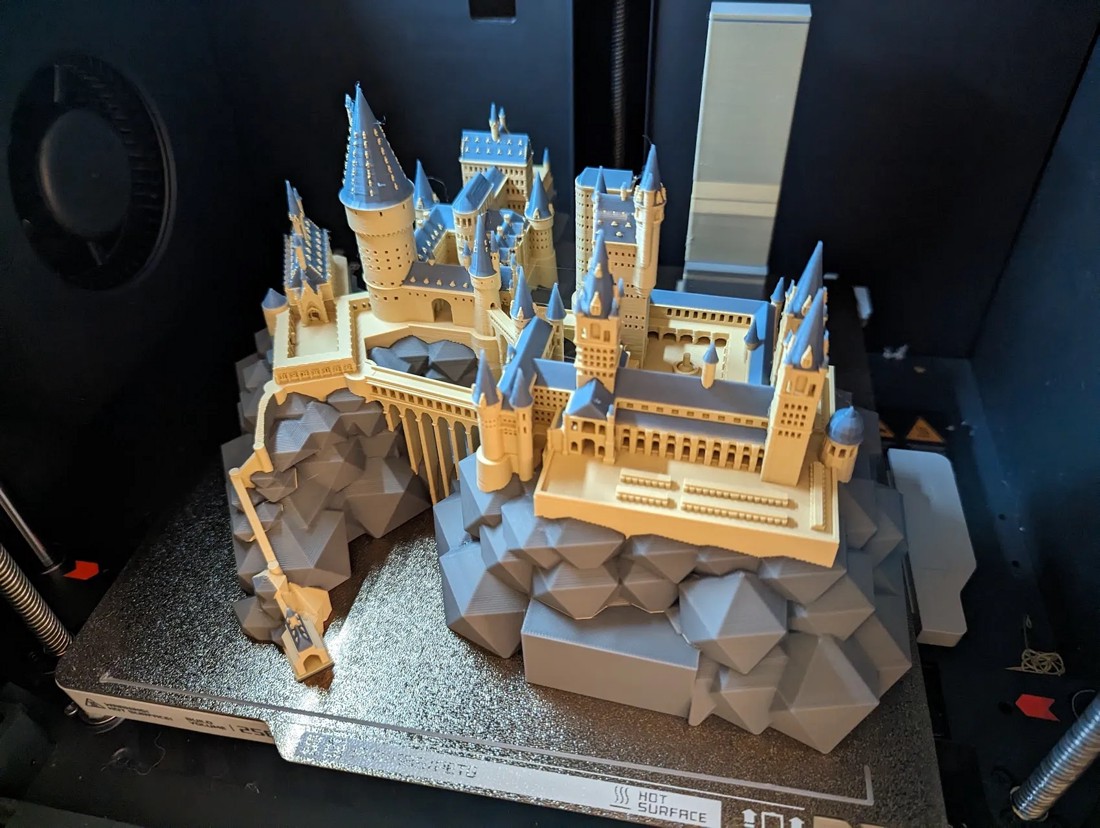 Harry Potter Hoghwarts Castle decorare raft și lumină de dispoziție - - Artynos.ro Harry Potter Hoghwarts Castle decorare raft și lumină de dispoziție - - Artynos.ro