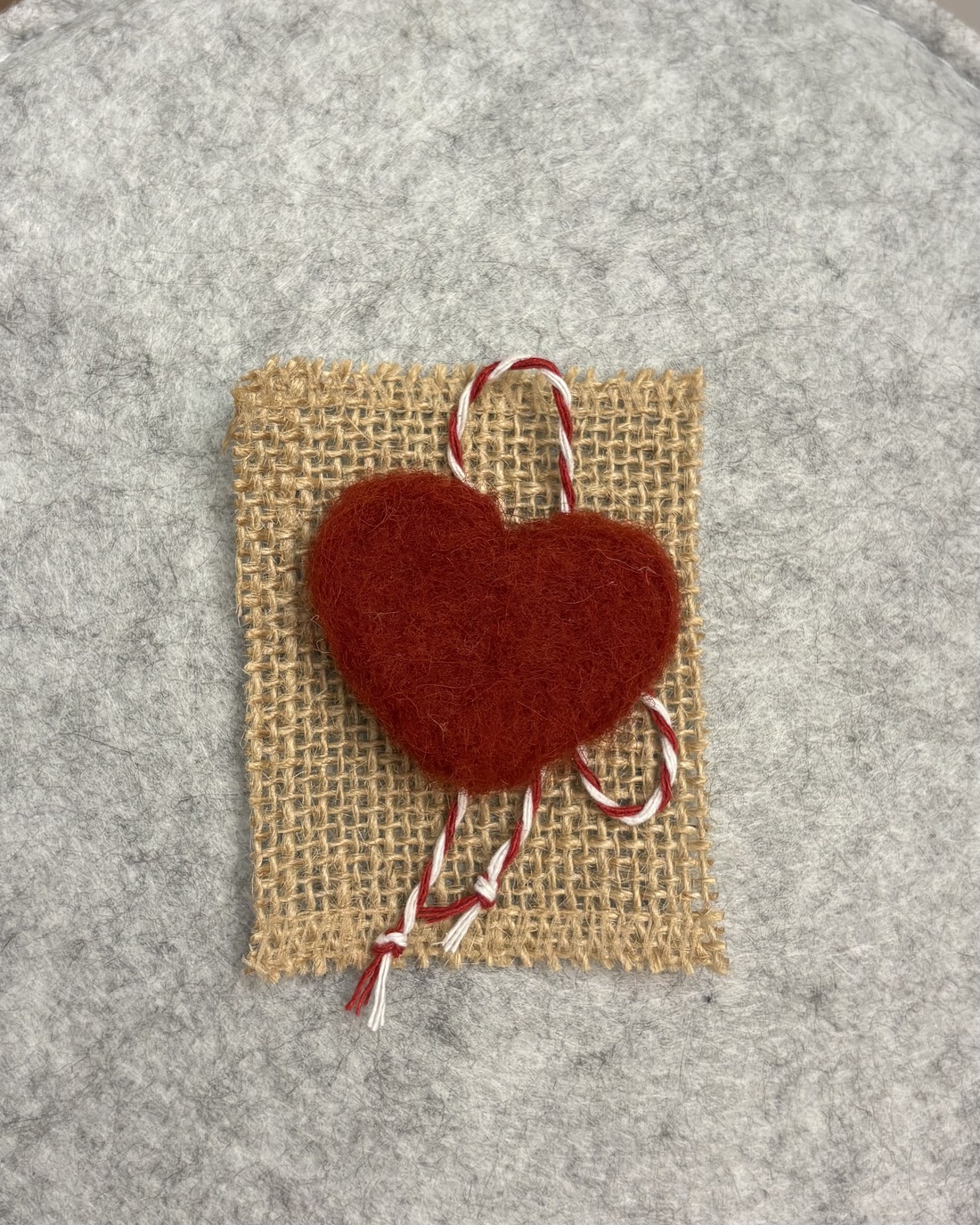 Martisor inima - bijuterii - mărțișor - Artynos.ro