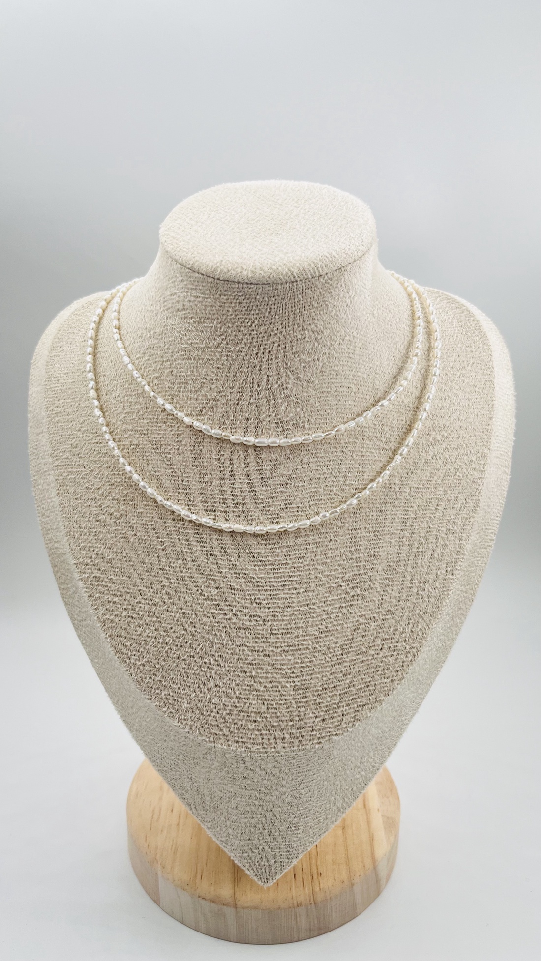 Colier handmade din perle mici de cultura - bijuterii - coliere - guler din perle - Artynos.ro