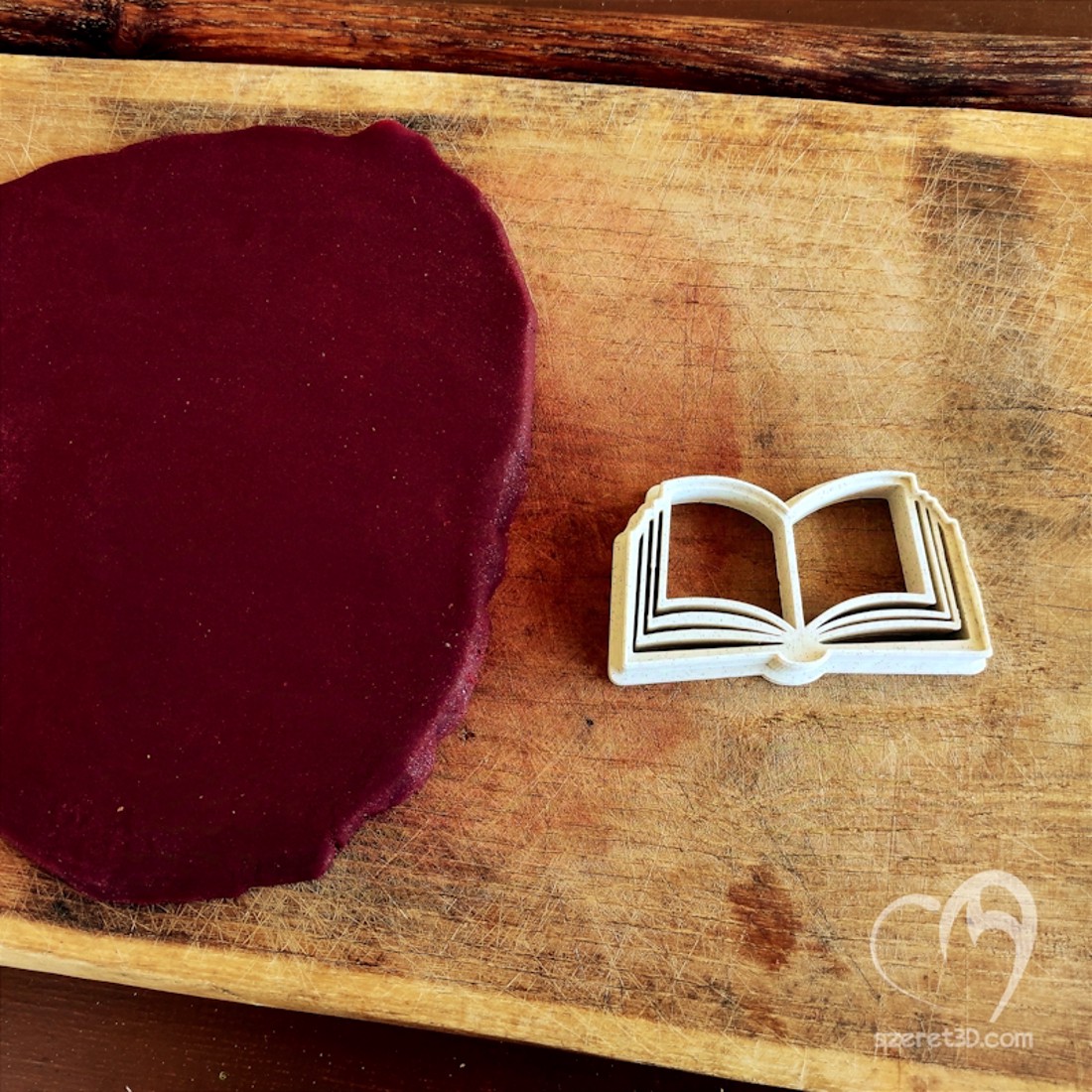 Carte deschisă cookie cutter -  - Artynos.ro
