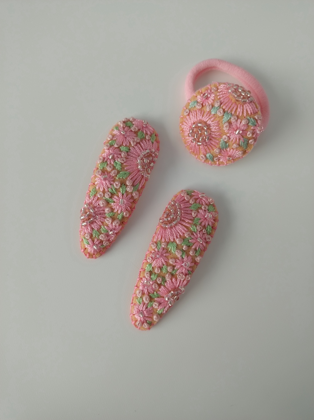 Agrafe pentru păr și elastic  - îmbrăcăminte și modă - accesorii păr - clemă de păr și ac de păr - Artynos.ro