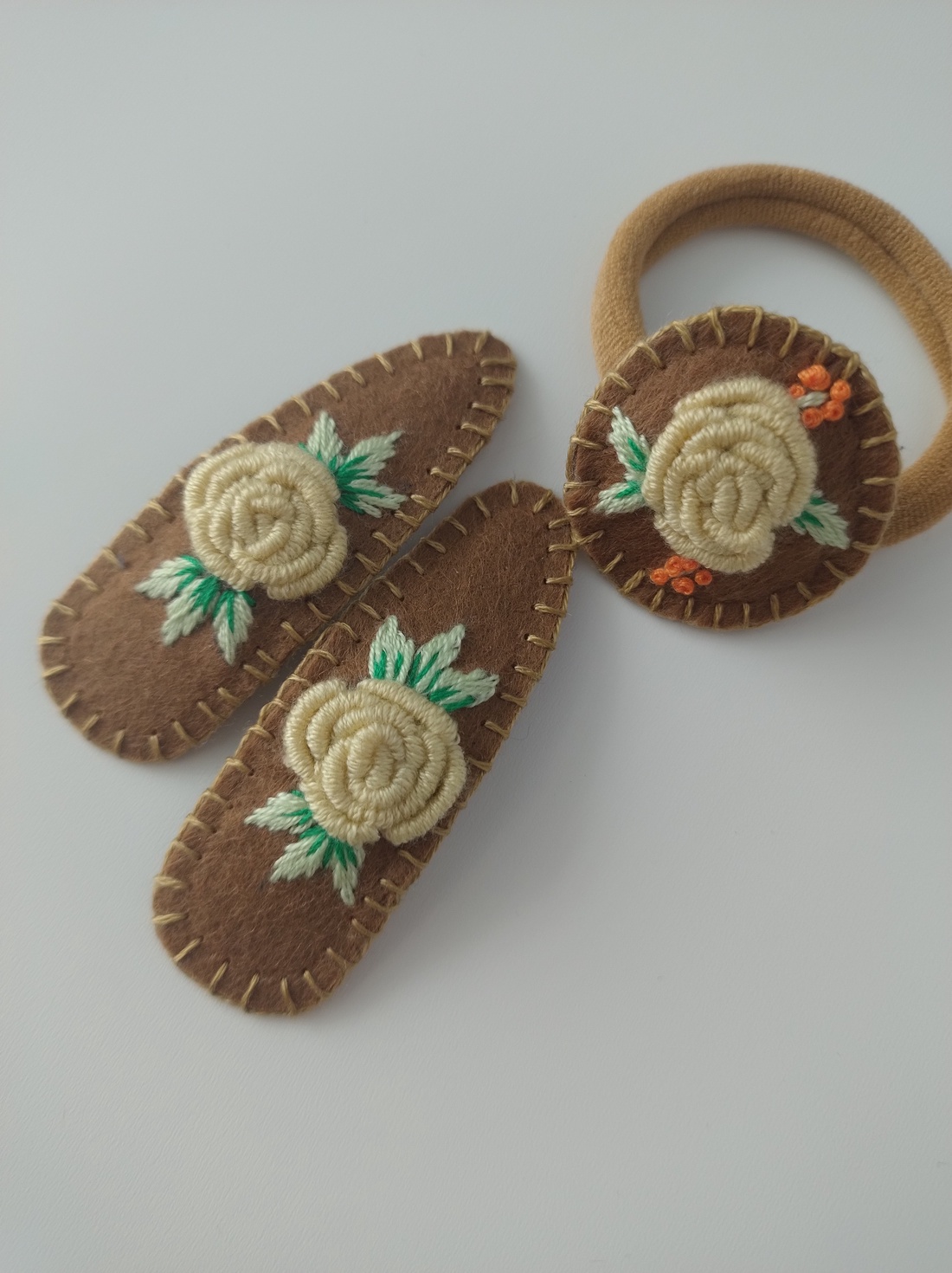 Agrafe pentru păr și elastic  - îmbrăcăminte și modă - accesorii păr - clemă de păr și ac de păr - Artynos.ro