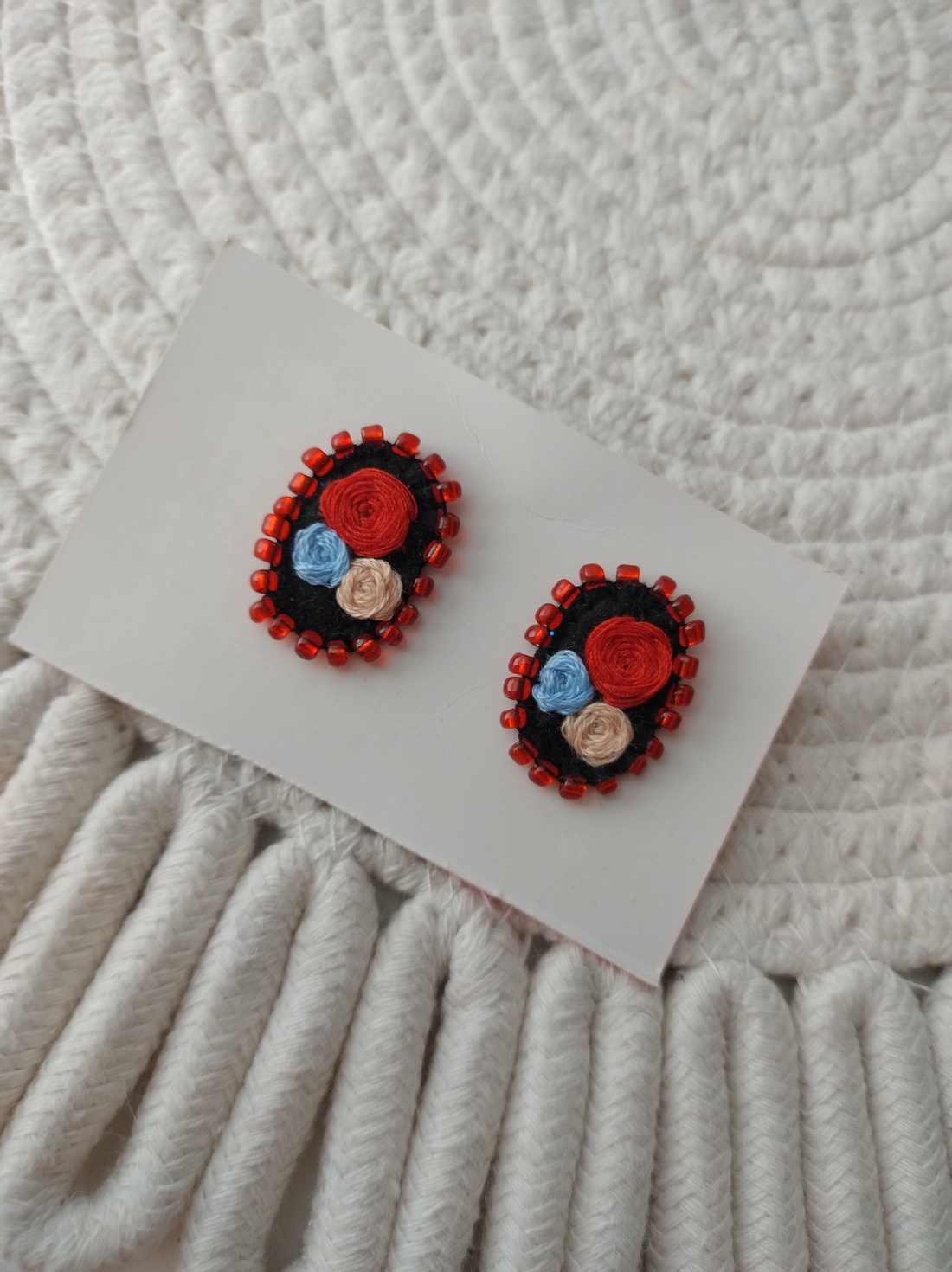 Cercei  - bijuterii - cercei - clipsuri - Artynos.ro