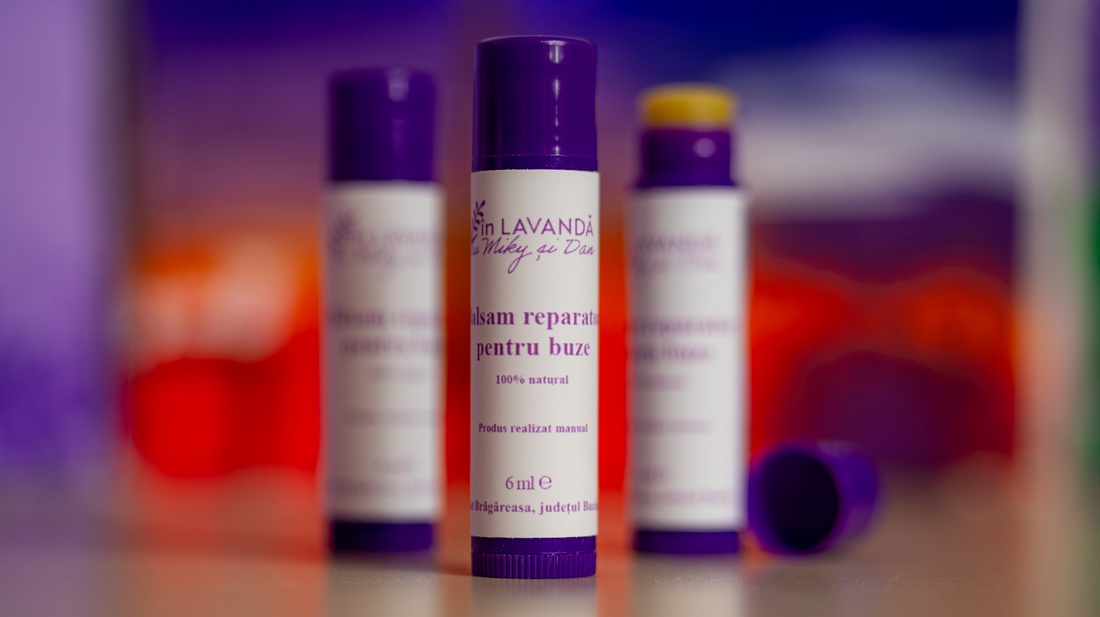Balsam pentru buze - 100% natural - igienă și înfrumusețare - accesorii pentru îngrijirea feței - balsam de buze - Artynos.ro