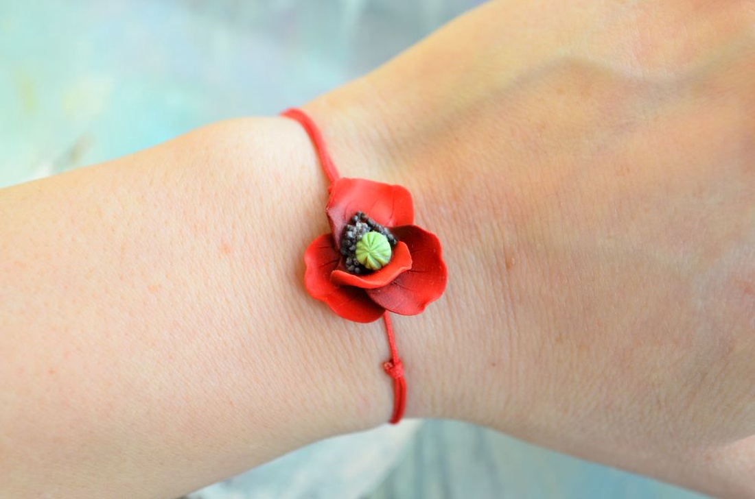 Macul- Bratara snur rosu - bijuterii - brățări - brățări împletite - Artynos.ro