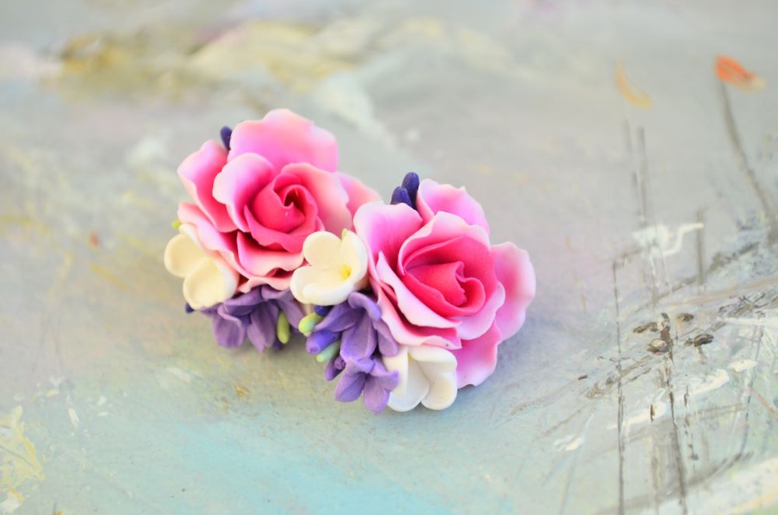 Trandafir roz, lavanda si liliac alb- cercei surub - bijuterii - cercei - cercei din argint - Artynos.ro