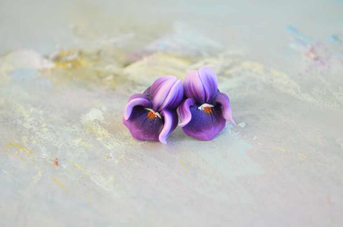 Toporasi mov- Cercei surub - bijuterii - cercei - cercei din argint - Artynos.ro