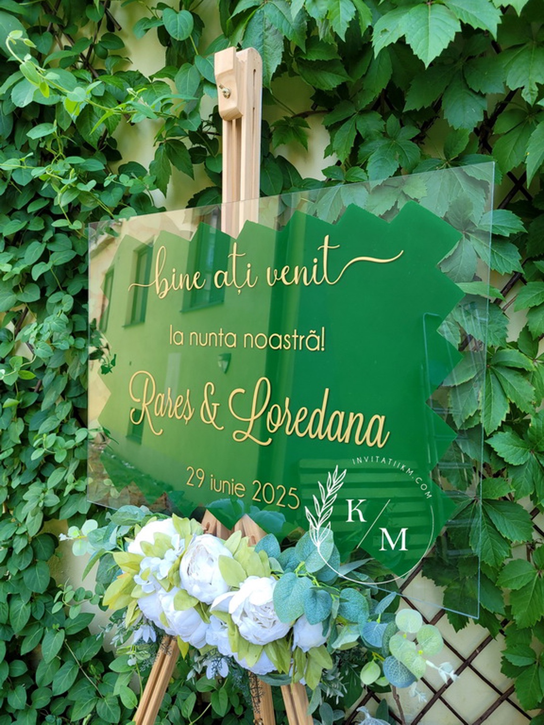 Panou intampinare nunta din plexiglas verde si auriu - accesorii nuntă - materiale decor pentru nuntă - tablouri și indicatoare nuntă - Artynos.ro