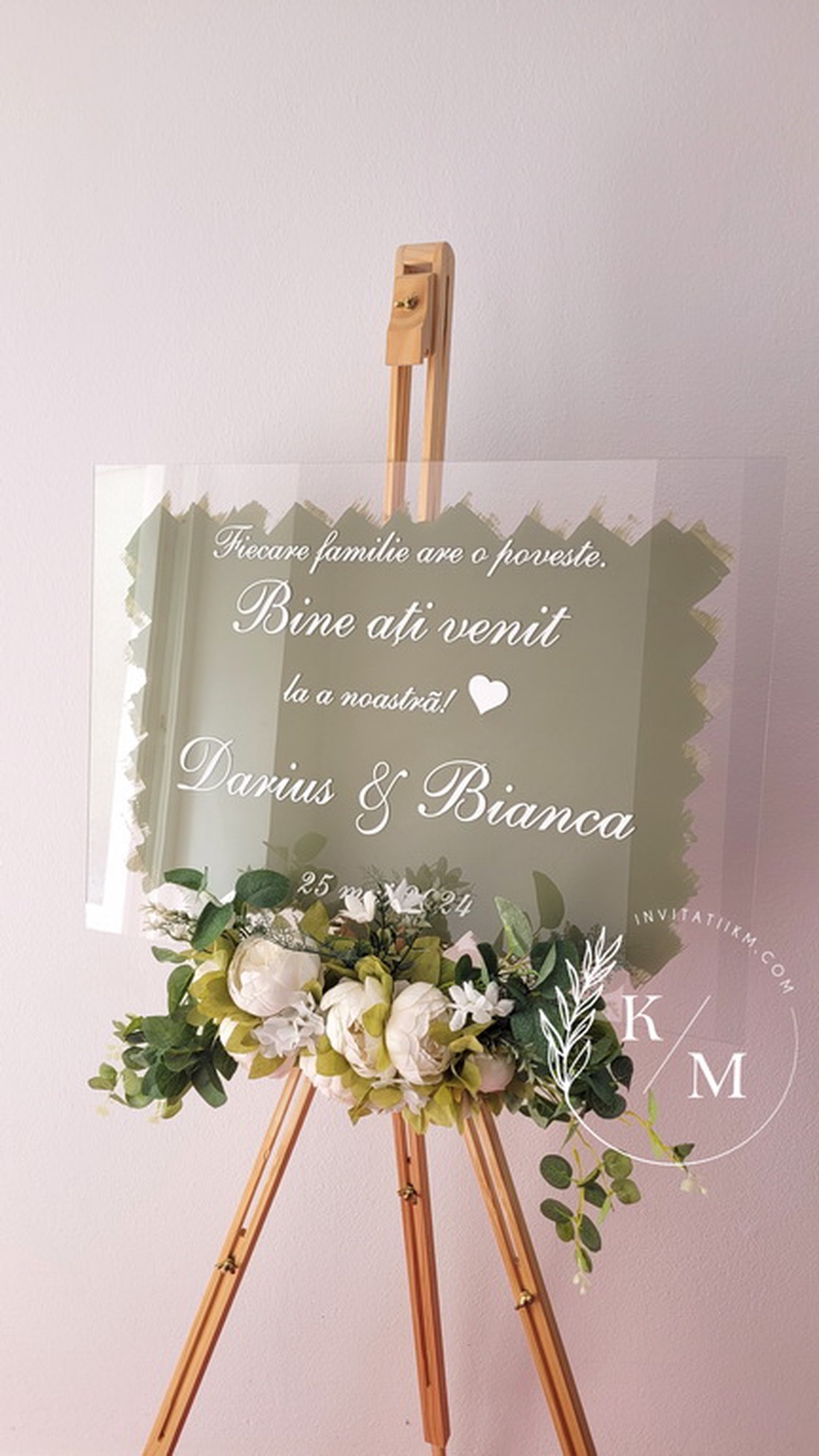 Panou intampinare nunta din plexiglas alb si verde olive - accesorii nuntă - materiale decor pentru nuntă - tablouri și indicatoare nuntă - Artynos.ro