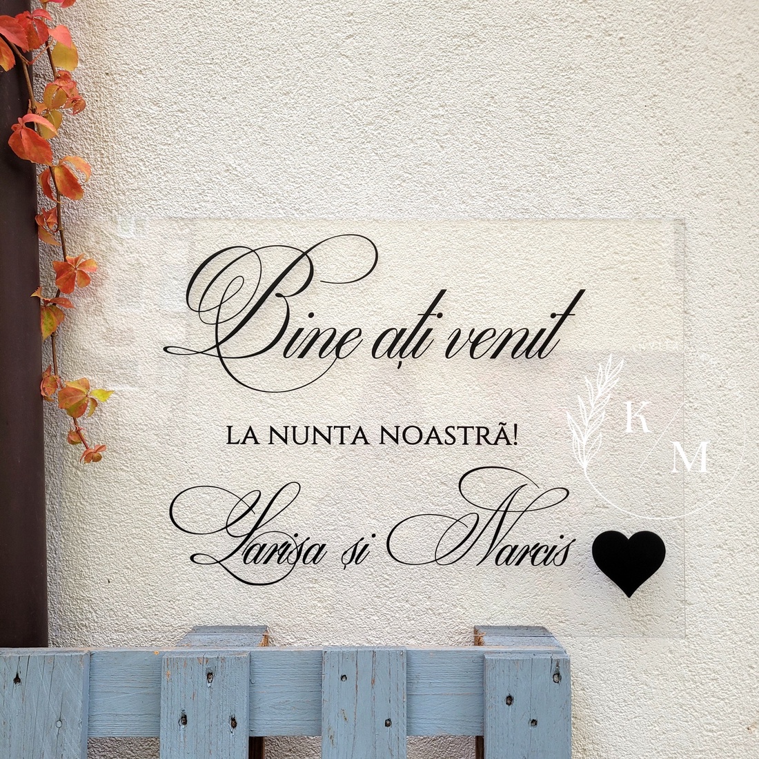 Panou intampinare nunta din plexiglas transparent cu inimioara - accesorii nuntă - materiale decor pentru nuntă - tablouri și indicatoare nuntă - Artynos.ro