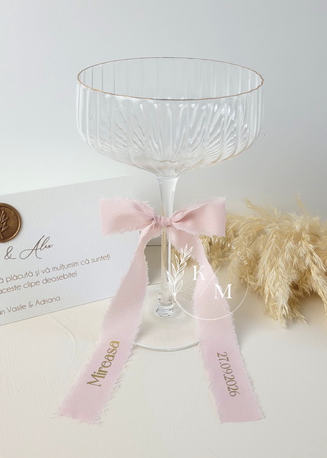 Set 4 fundite personalizate din matase pentru pahare/umerase/meniuri nunta - accesorii nuntă - materiale decor pentru nuntă - decorațiuni nuntă - Artynos.ro