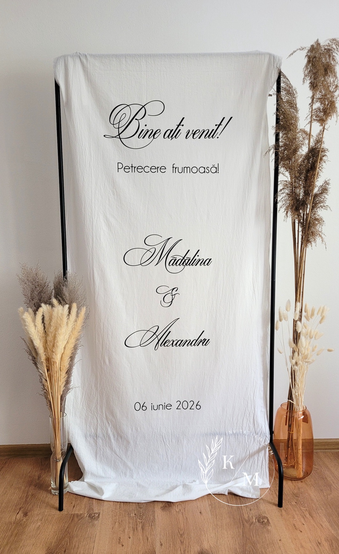 Panou textil intampinare nunta - accesorii nuntă - materiale decor pentru nuntă - tablouri și indicatoare nuntă - Artynos.ro