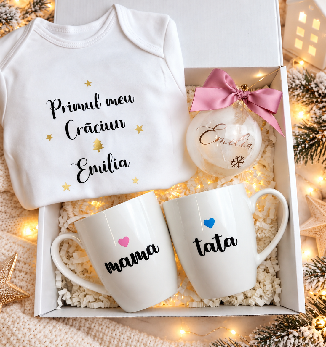 Cadou de Craciun pentru parinti si bebelus cu glob umplut cu puf alb - crăciun - decorațiuni de crăciun de casă - globuri de crăciun - Artynos.ro